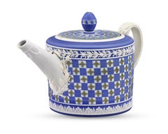Wedgwood Acanthus Leaf Jasper-Dip Teapot