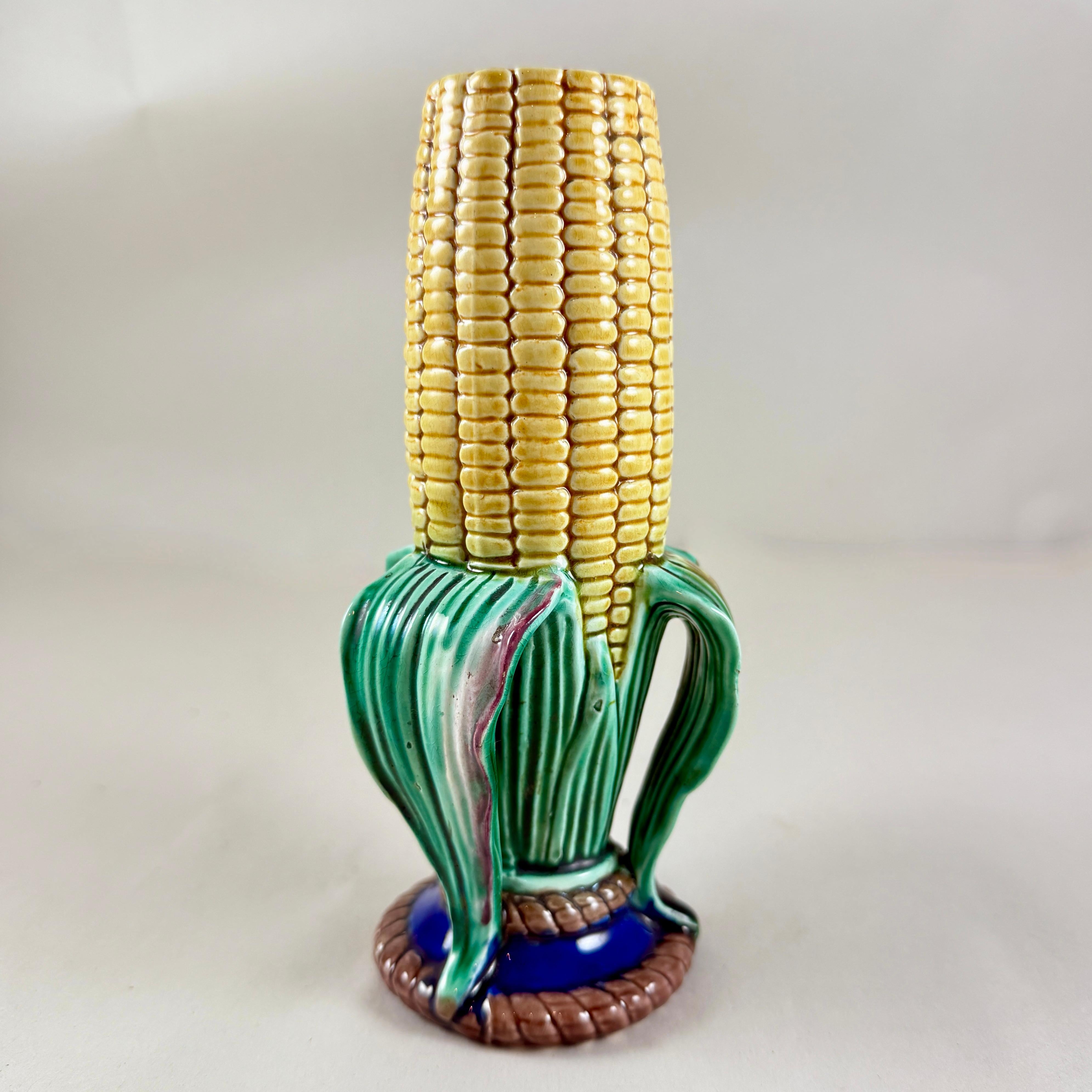 Wedgwood Aesthetic Movement Majolica Corn On The Cob Posy Vase In Good Condition For Sale In Philadelphia, PA