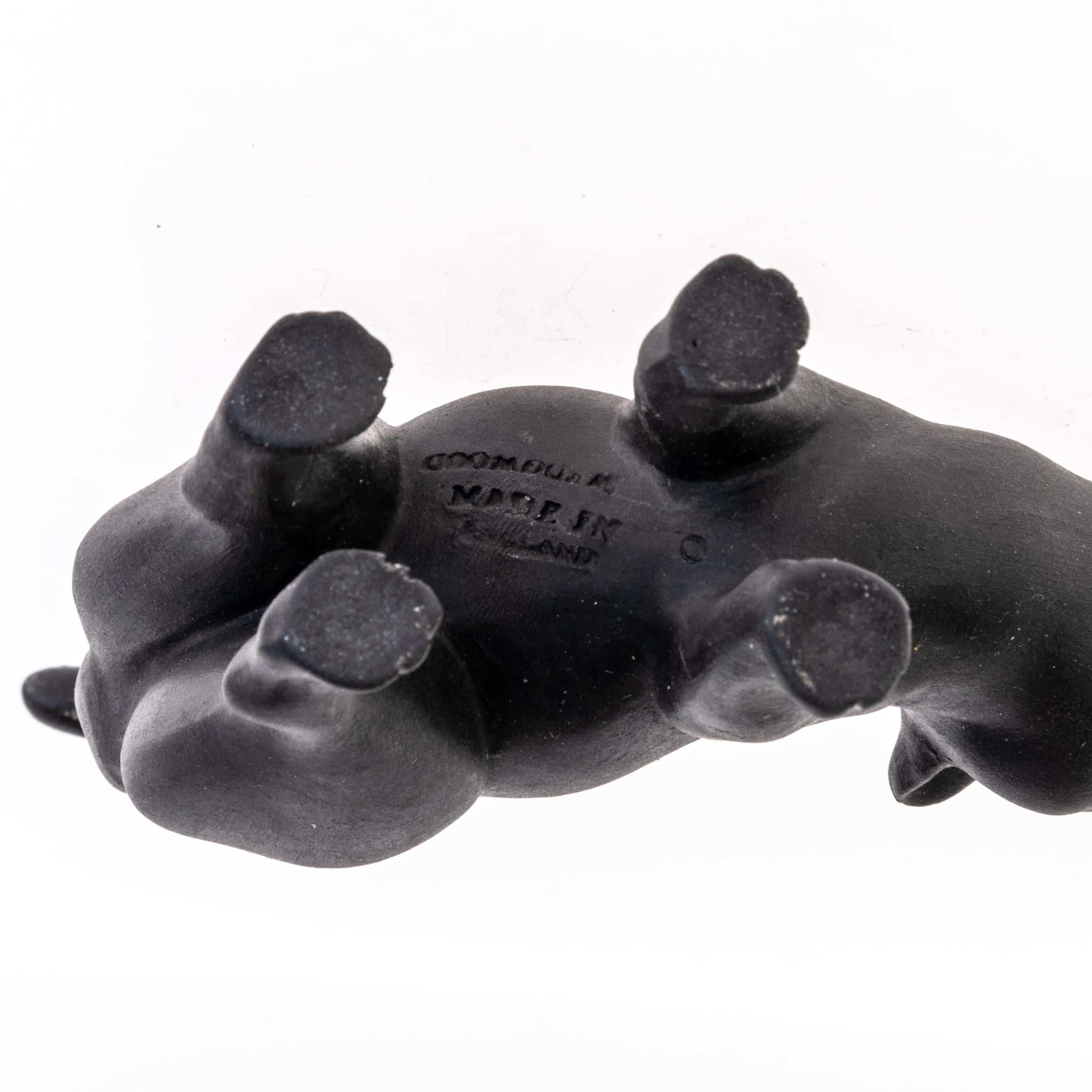 Antike schwarze Basalt-Katzenskulptur aus Wedgwood von Ernest Light (1880-1974), ca. 1915 im Angebot 1