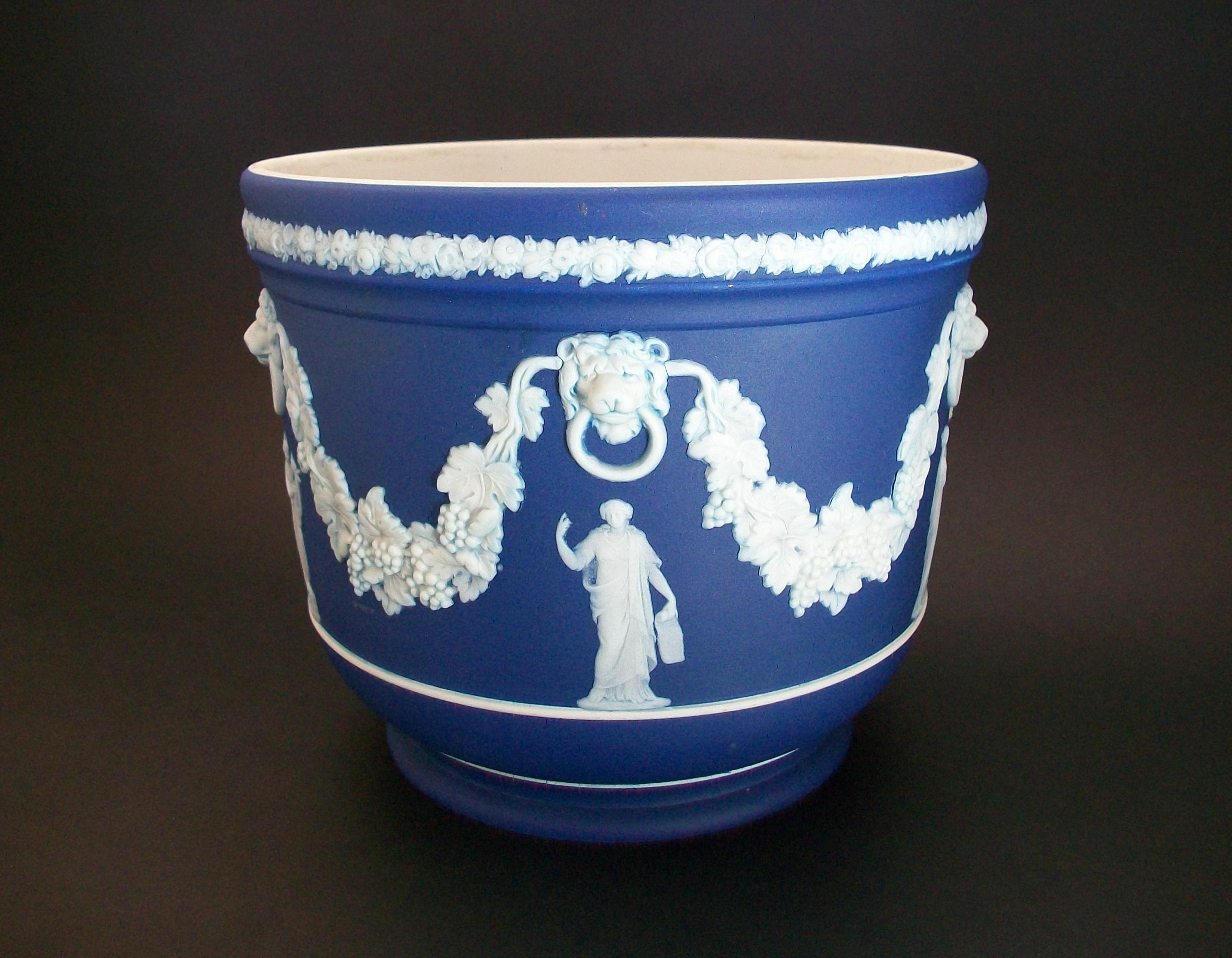 Neoclassical Revival WEDGWOOD - Antique Blue Jasperware Neo Classical Planter - U.K. - Circa 1908 For Sale