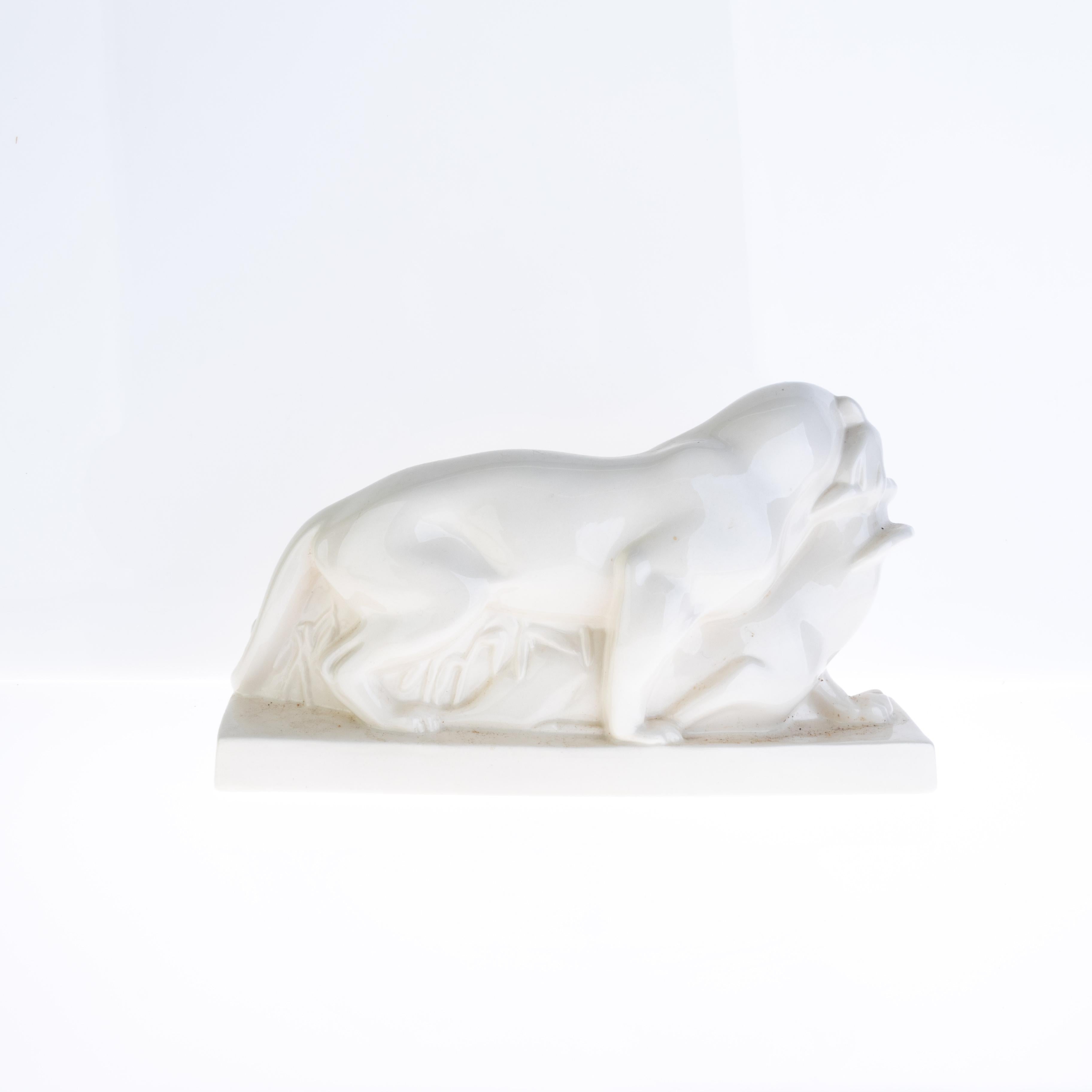 Wedgwood Art Deco Cream Glazed Tiger with Prey Sculpture Designer John Skeaping In Good Condition For Sale In Nottingham, GB