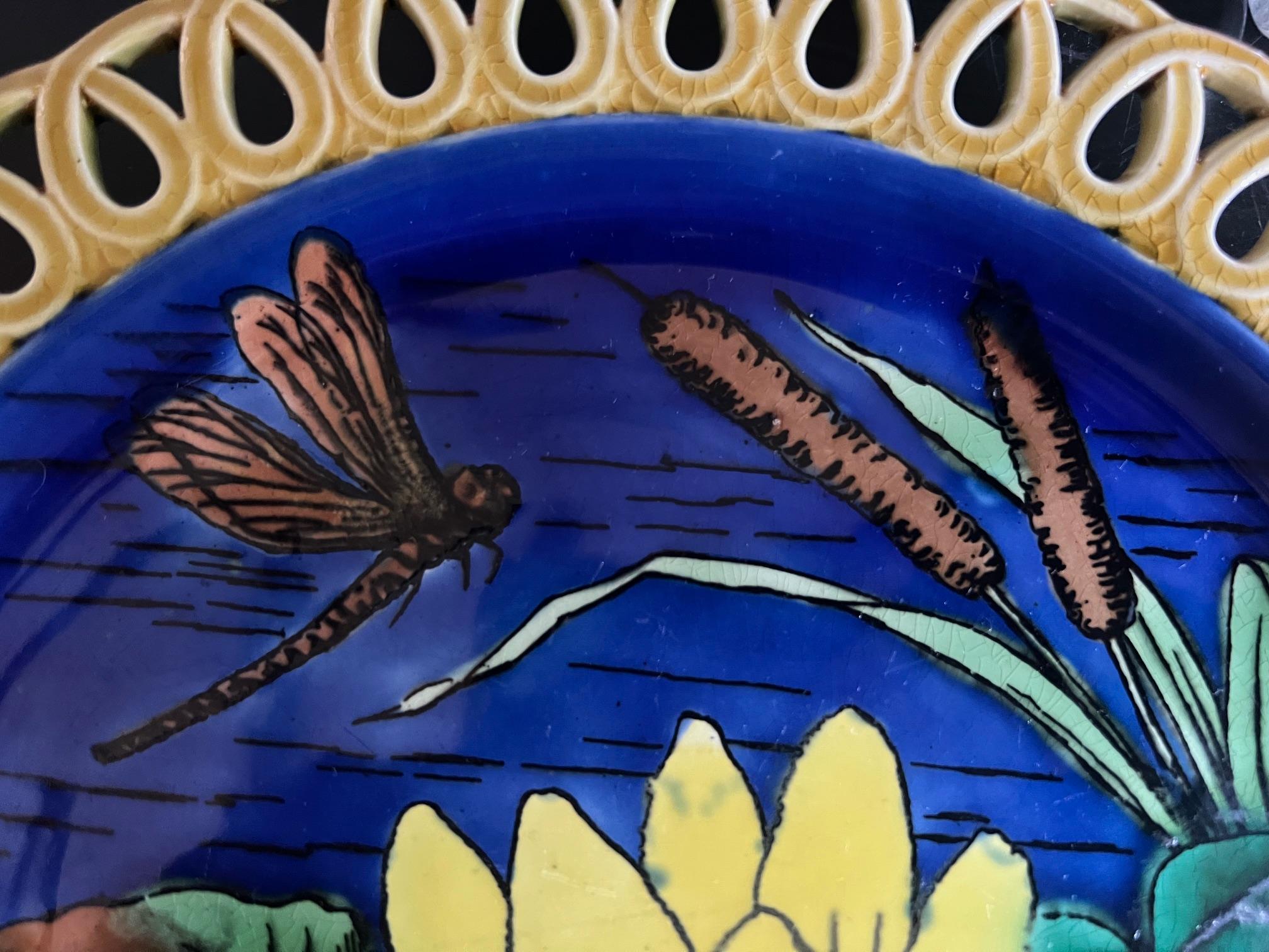 Wedgwood Art Nouveau Assiette Lilypad avec bords réticulés, c. 1874 en vente 3