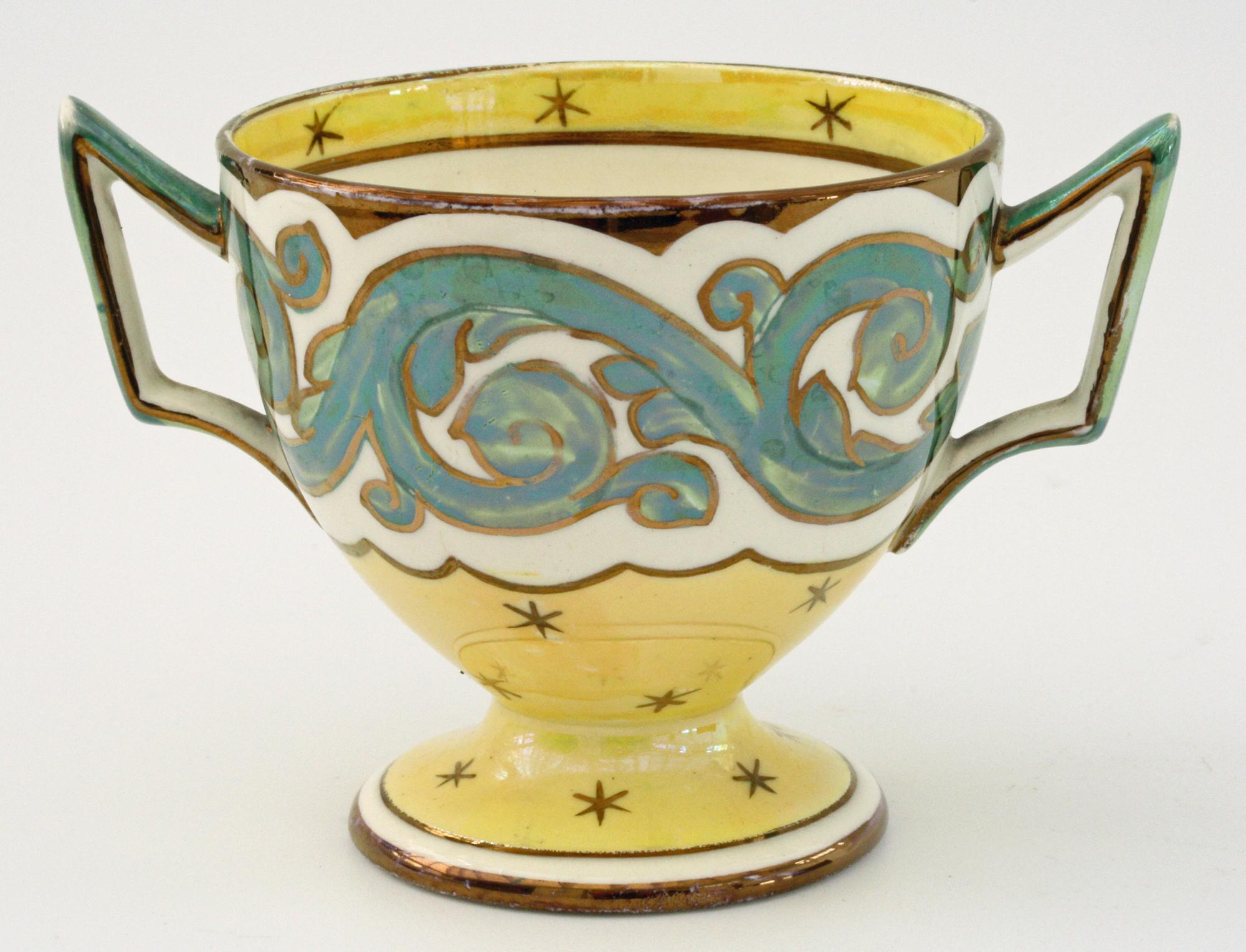 Wedgwood Art Nouveau Twin Handled Lustre Glazed Pedestal Cup, circa 1900 2