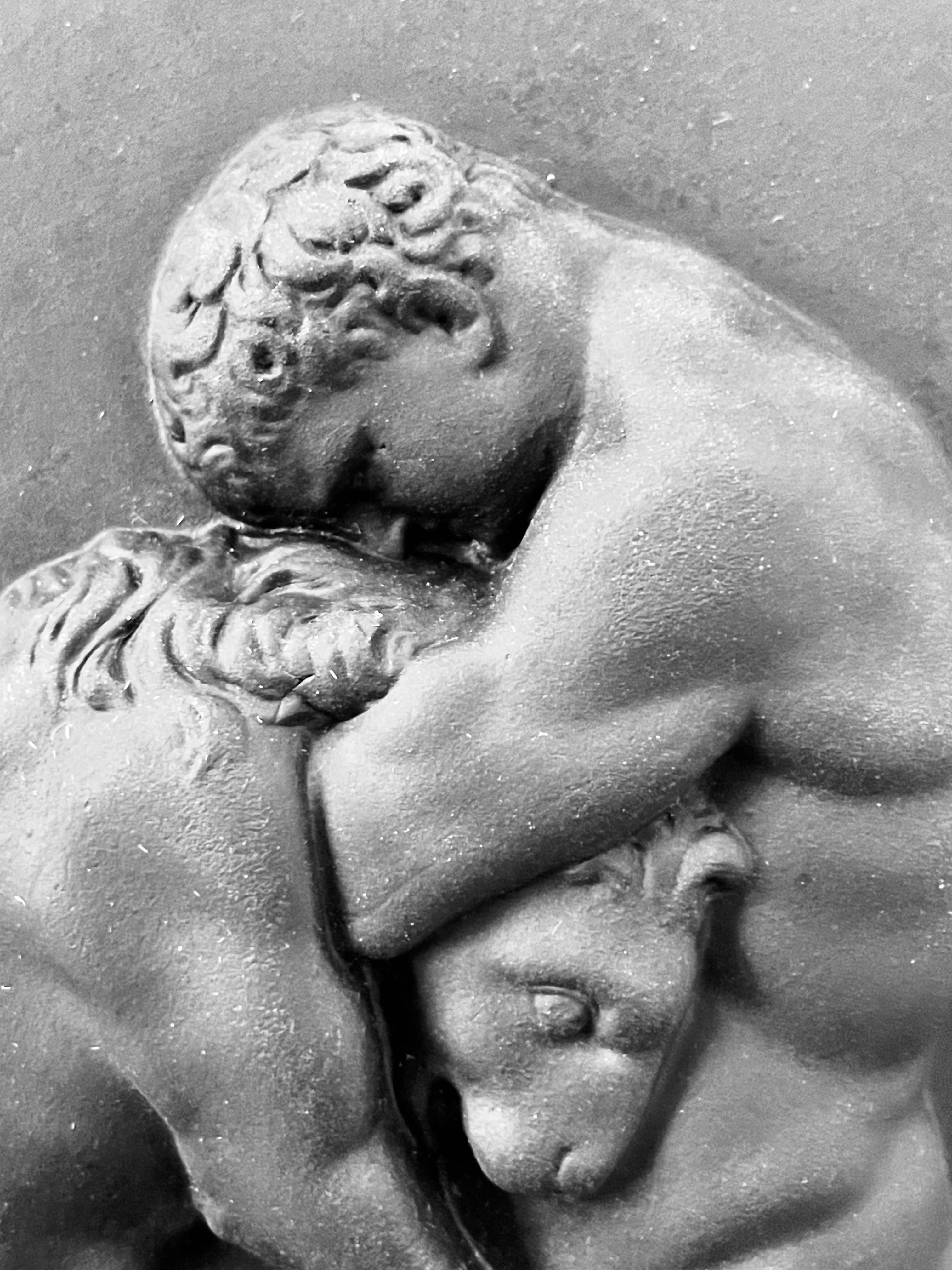 Wedgwood Basalt Stoneware Hercules Strangling the Nemean Lion Round Tablet In Good Condition In Asheville, NC