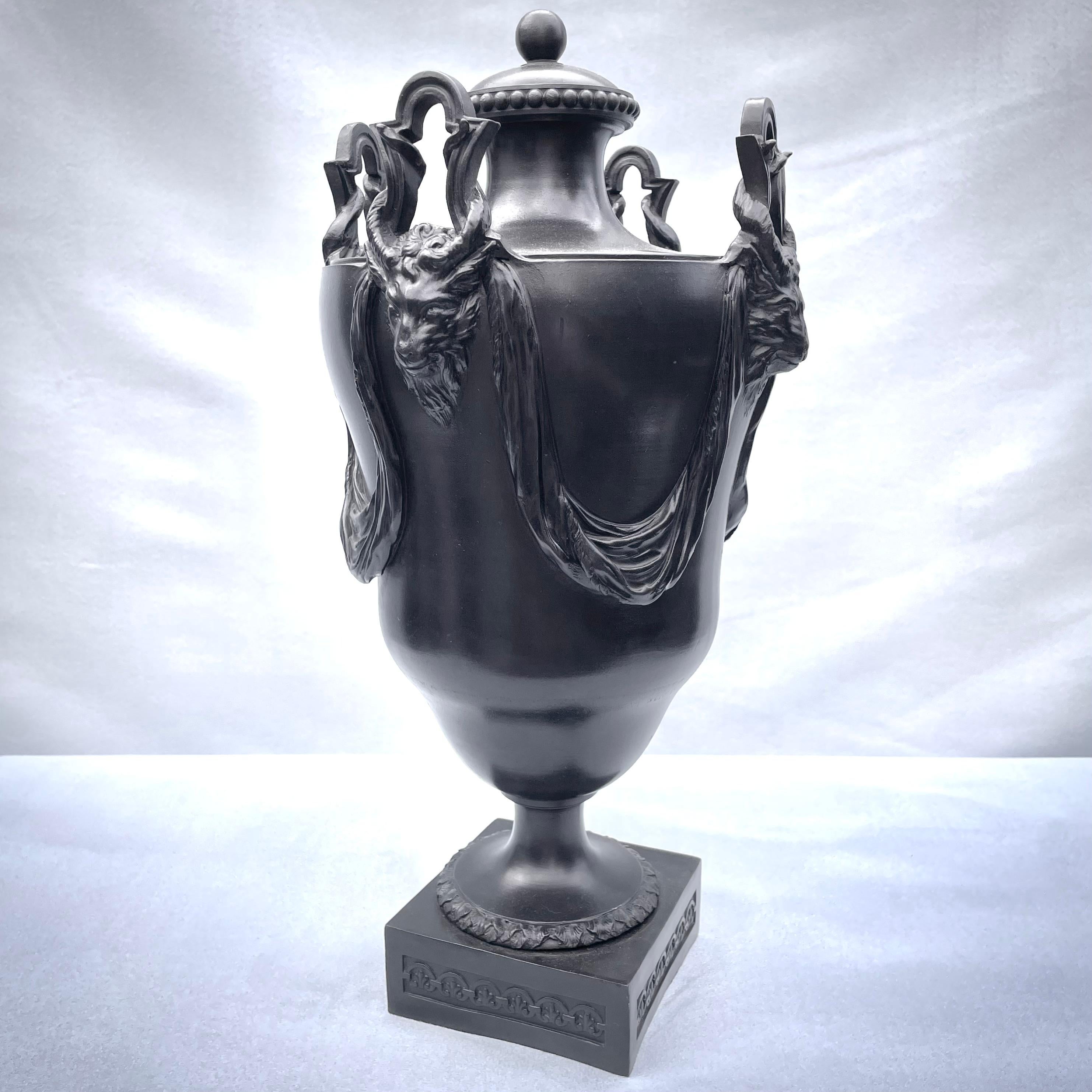 Exhibited Wedgwood & Bentley Basalt Stoneware Four Handle Vase For Sale 5