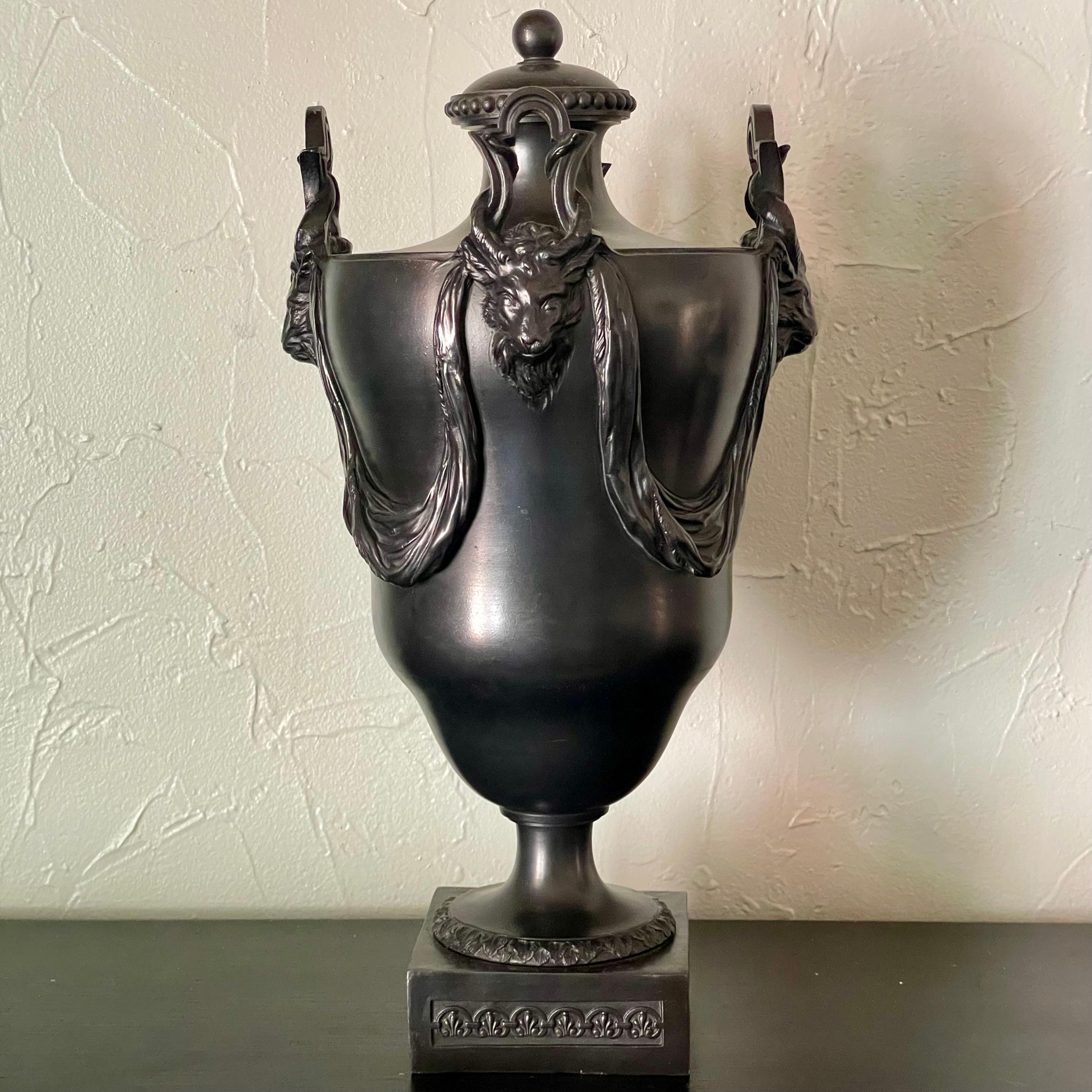 Exhibited Wedgwood & Bentley Basalt Stoneware Four Handle Vase In Good Condition For Sale In Asheville, NC