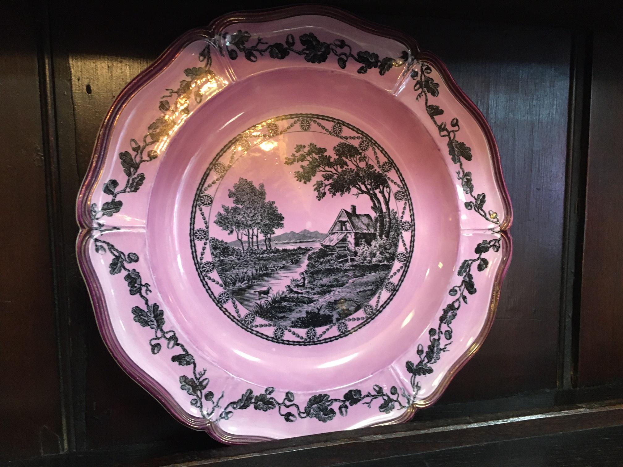 Wedgwood Bewick Etruria Pattern Set of Six English Pink Luster Plates 7