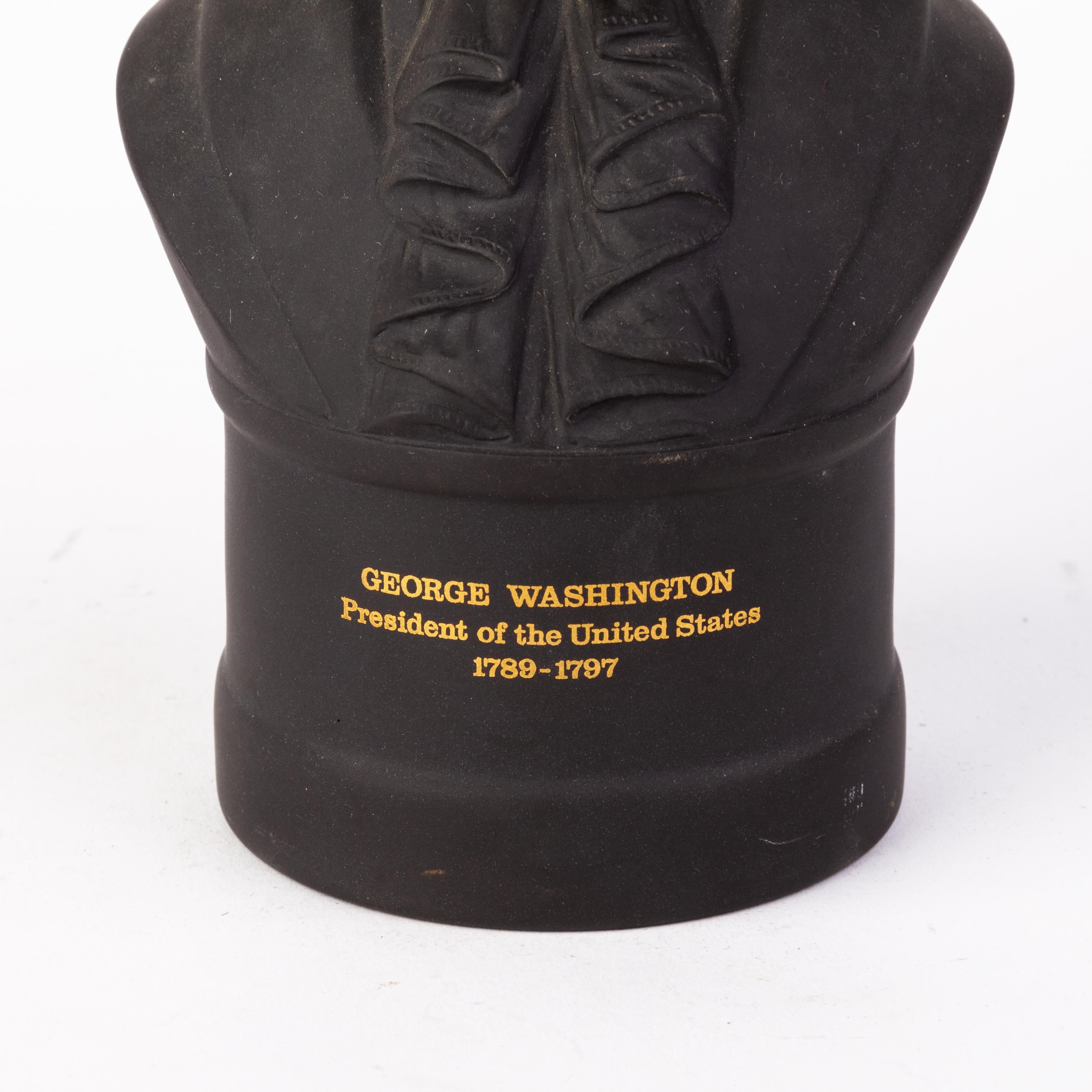 Busto del presidente estadounidense George Washington, de Wedgwood, en jaspe de basalto negro

De una colección privada
Envío internacional gratuito

