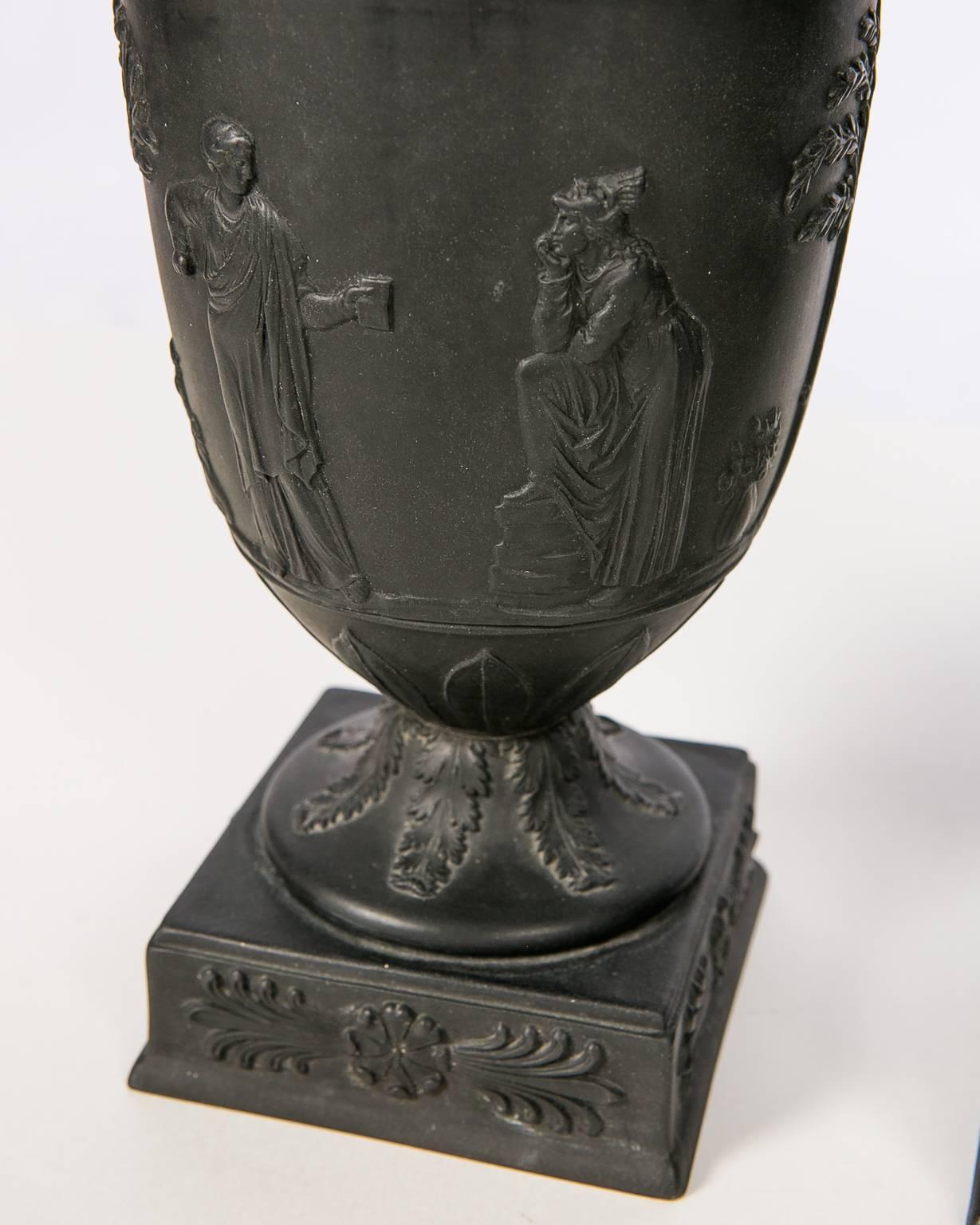 wedgwood mantle vase