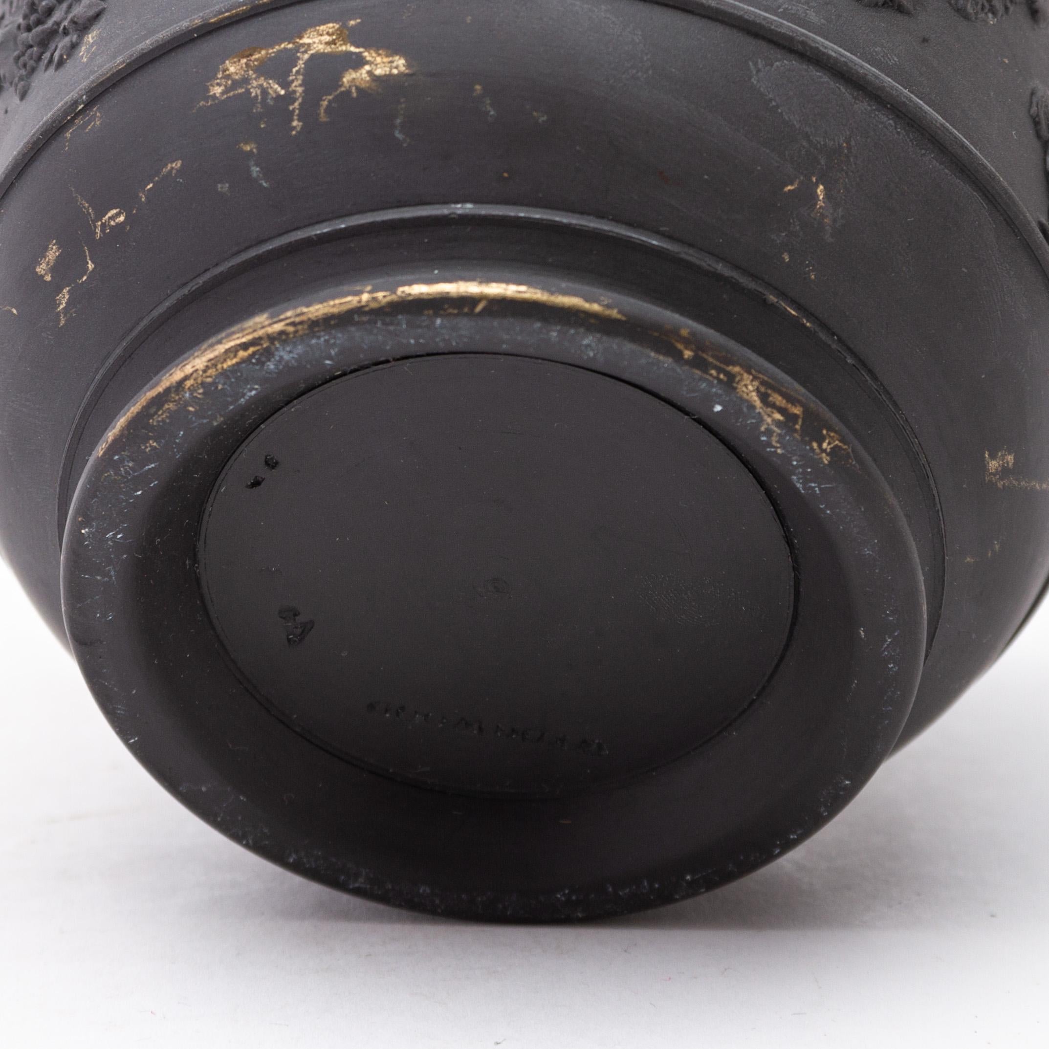 Wedgwood Jardinière néoclassique en basalte noir 19e siècle en vente 1