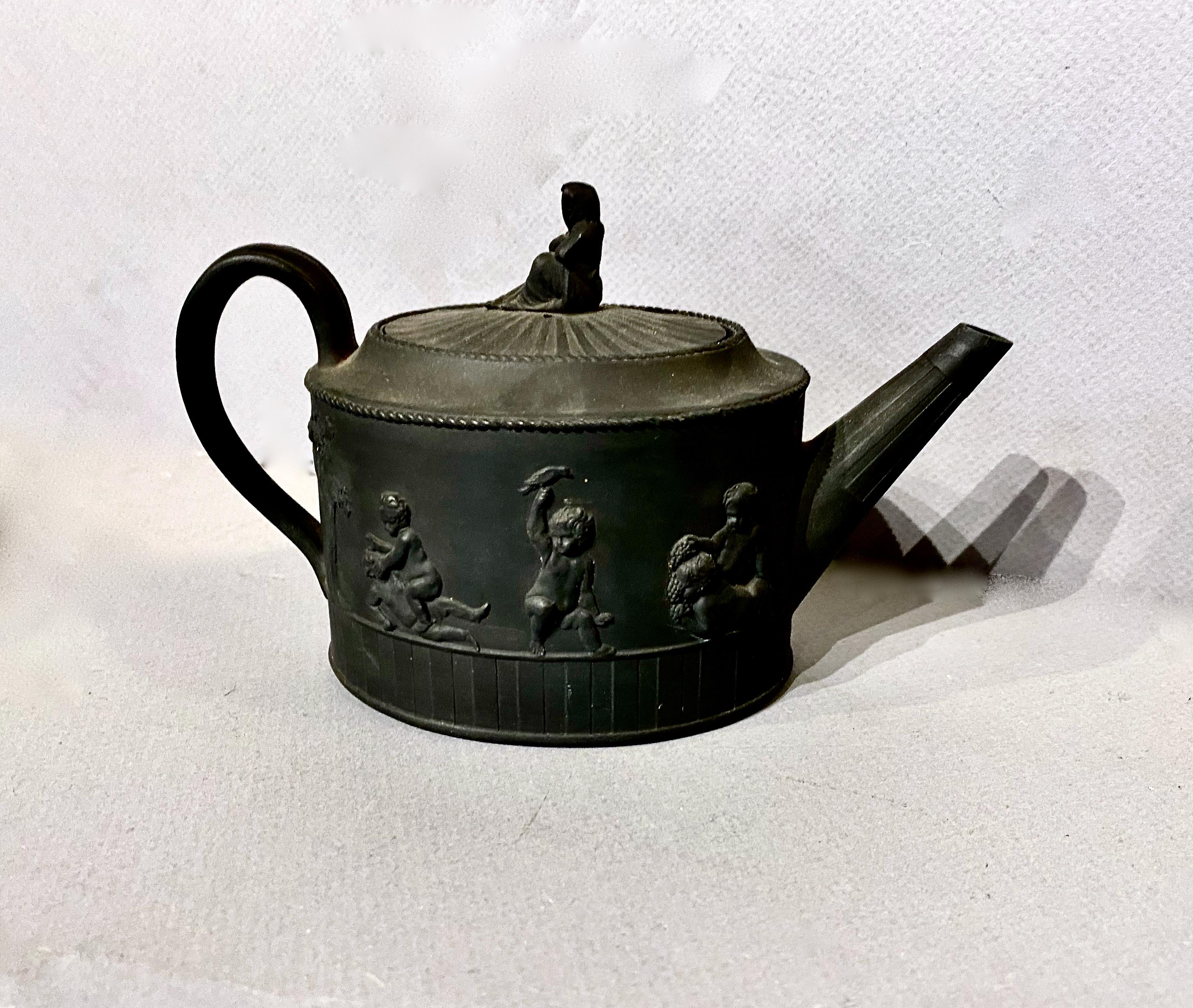 Georgian Wedgwood Black Basalt Teapot For Sale