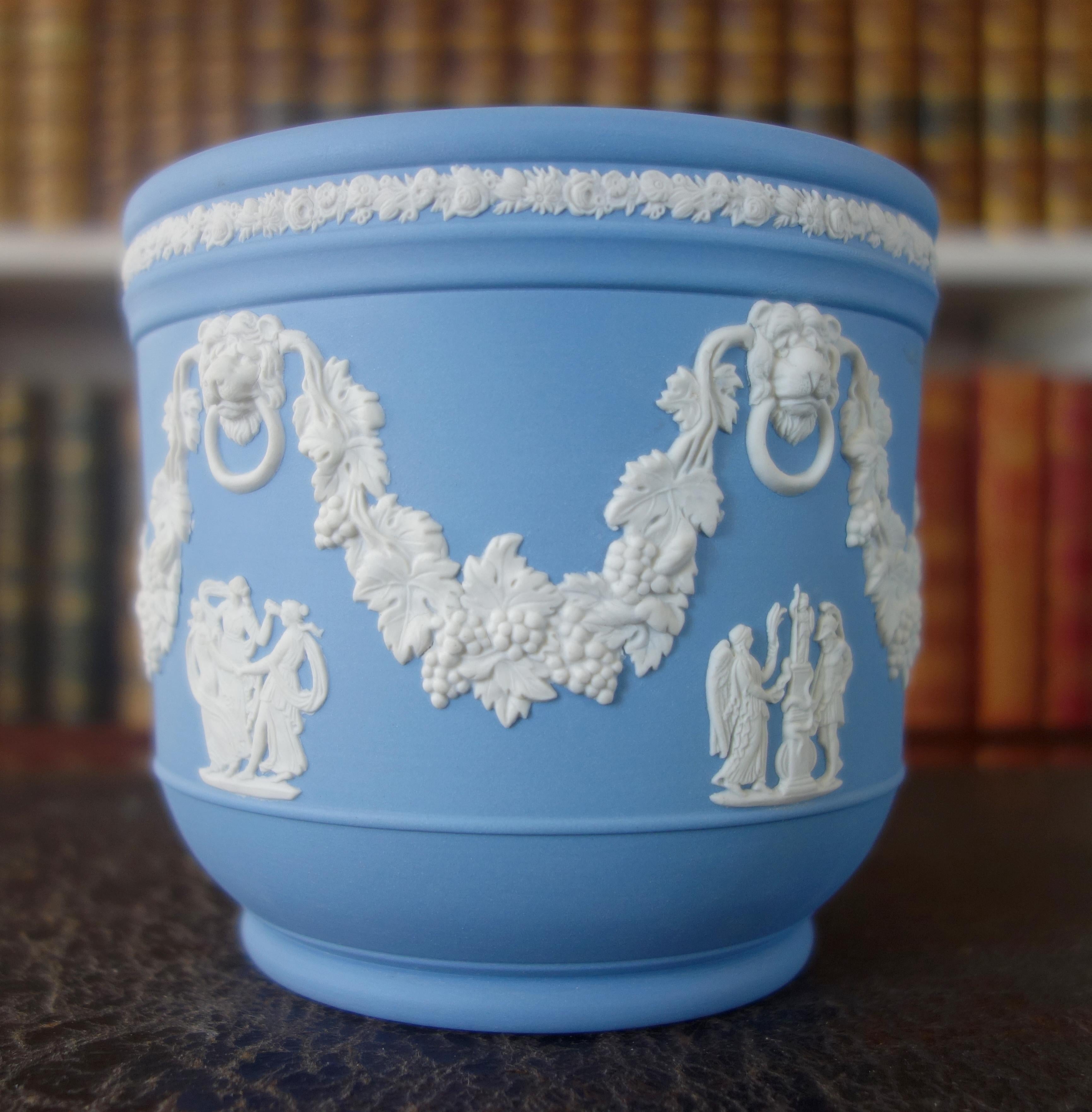 Neoclassical Wedgwood blue and white jasperware planter For Sale