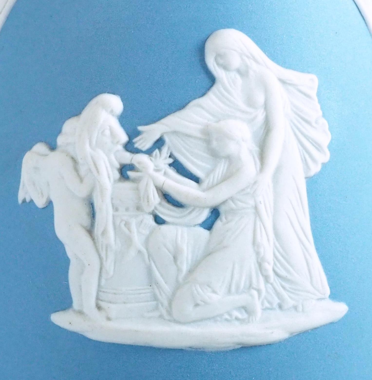 Vasi in diaspro blu e bianco di Wedgwood in vendita 1