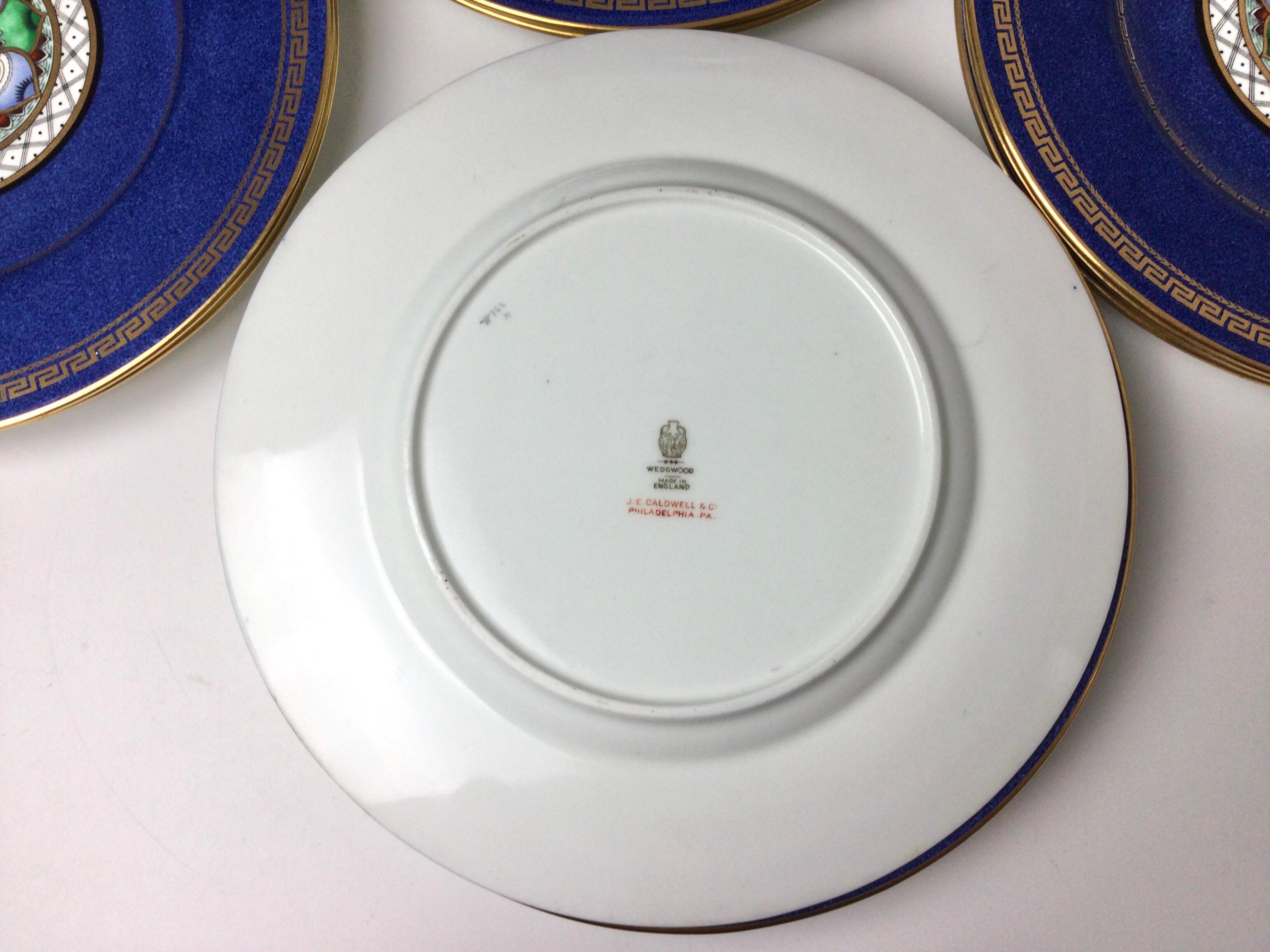 Wedgwood Blue Greek Key Floral Charger Plates Set of 12 In Excellent Condition For Sale In Lambertville, NJ