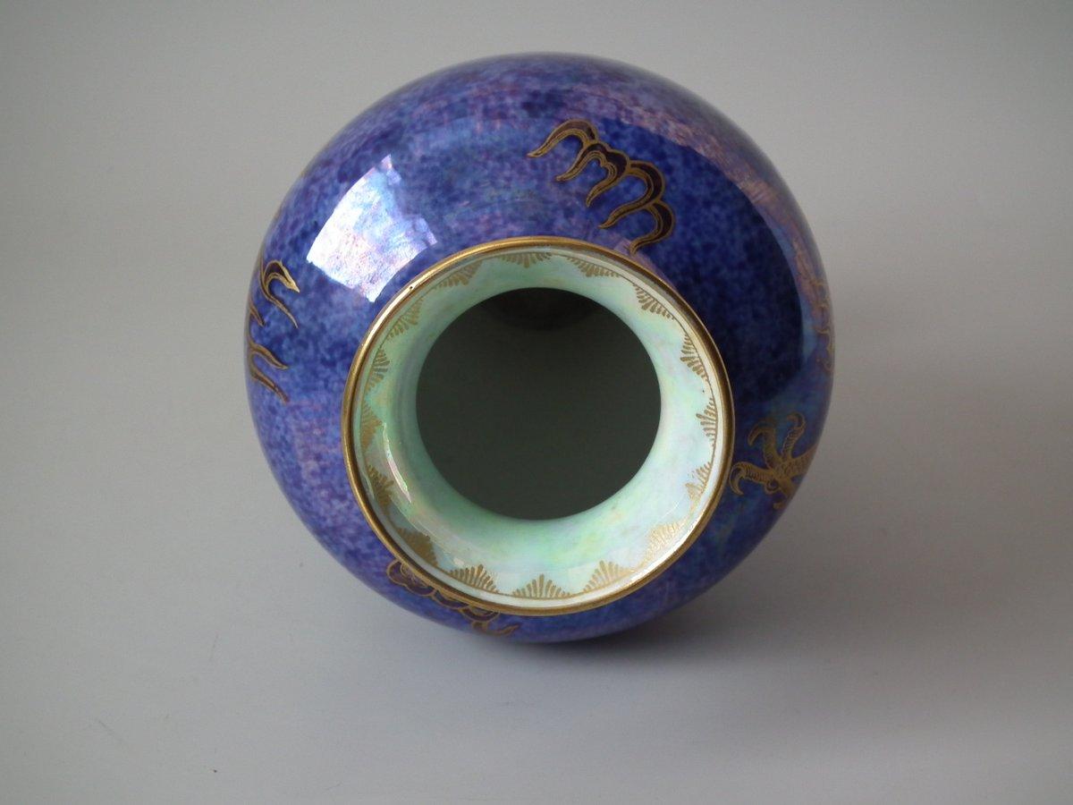 Celestial Drachen-Lüster-Vase von Wedgwood (Töpferwaren) im Angebot
