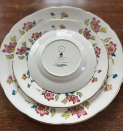 Wedgwood “Chinese Flowers” Bone China Dinner Service, 4 Place Settings