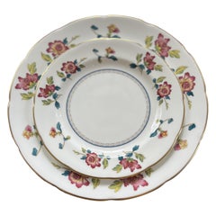 Wedgwood “Chinese Flowers” Bone China Dinner Service, 4 Place Settings