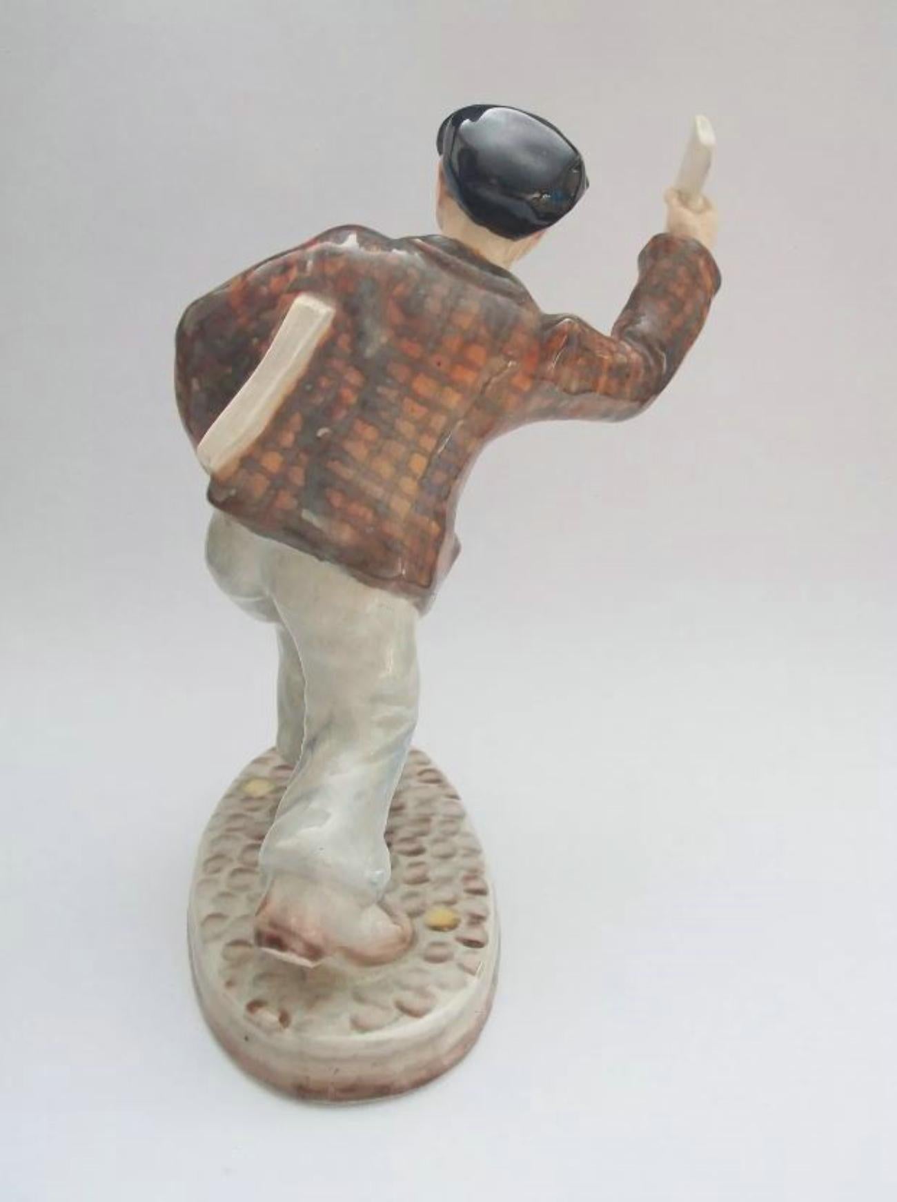 Victorien WEDGWOOD & CO. - 'Paper Seller' - Figurine en porcelaine ancienne - K.K. - Circa 1908 en vente