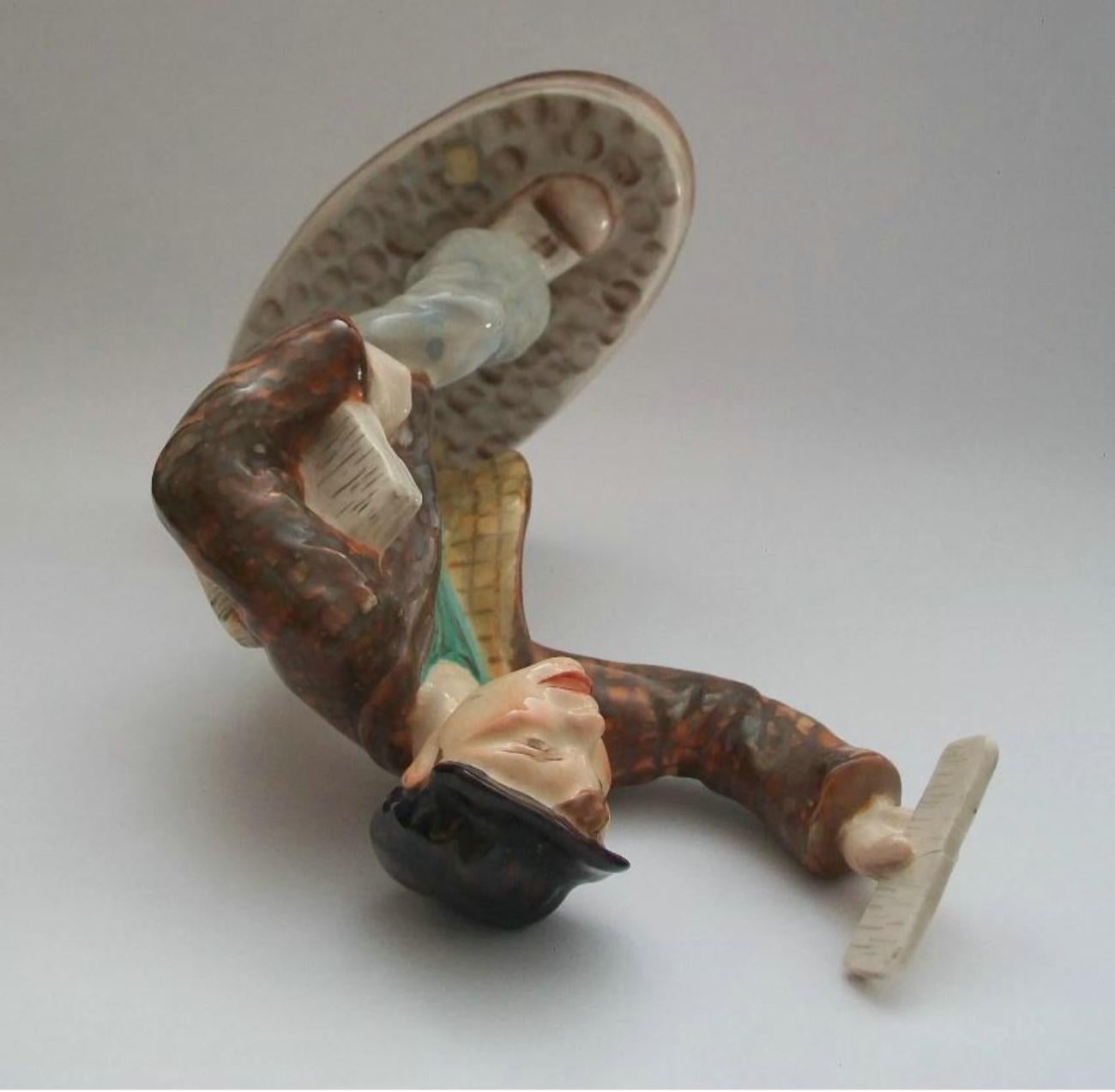 20ième siècle WEDGWOOD & CO. - 'Paper Seller' - Figurine en porcelaine ancienne - K.K. - Circa 1908 en vente