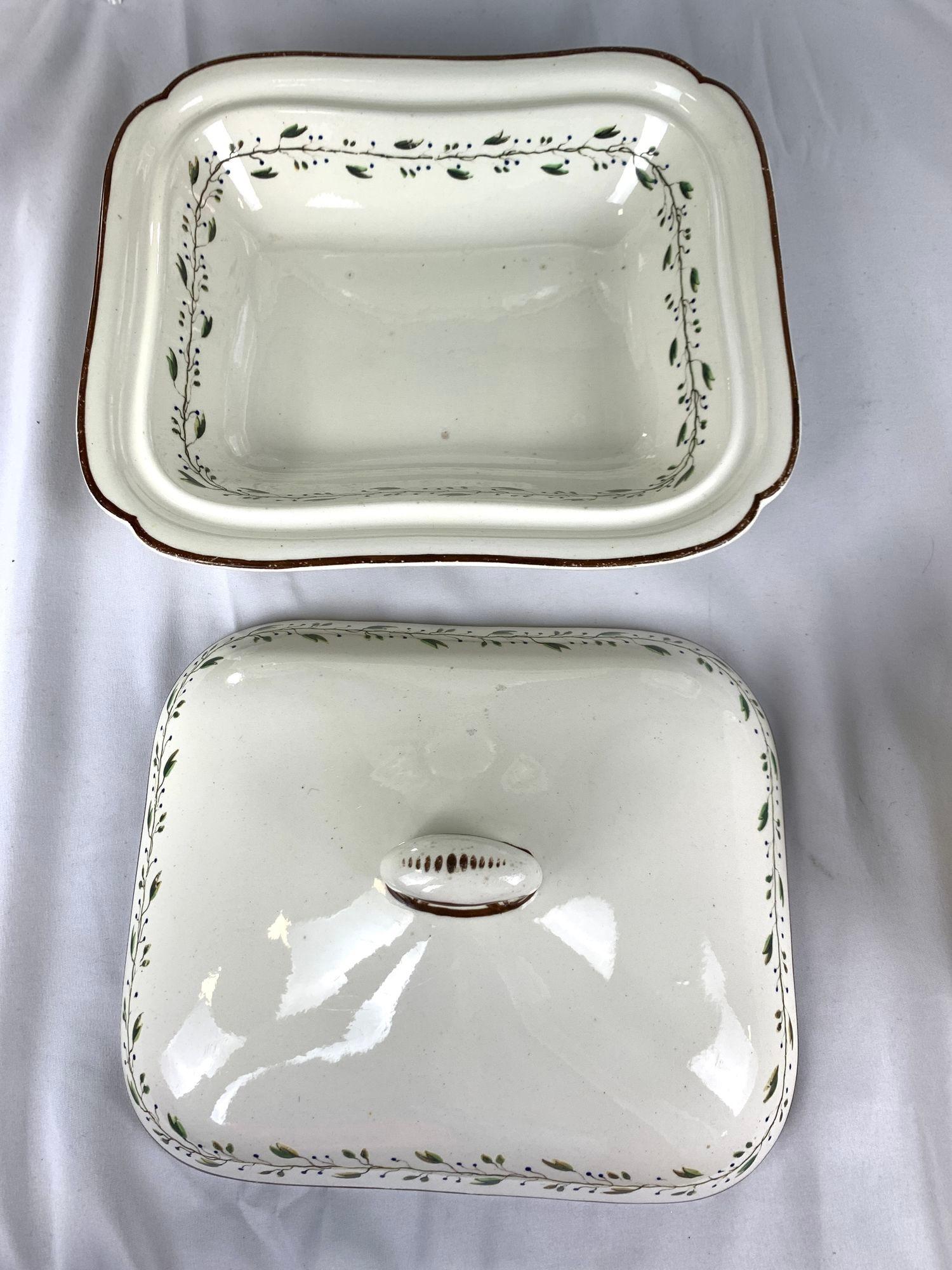 Wedgwood Creamware 18th Century Part Service For Sale 2