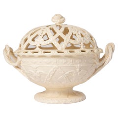 WEDGWOOD CREAMWARE "FRUIT BOWL WITH COVER" Circa 1775
