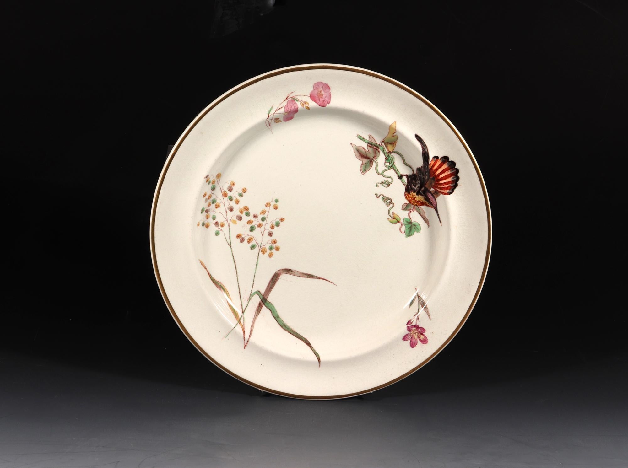 Wedgwood Cremefarbenes Geschirr mit Hummingbird-Schmetterling- und Blumenmuster, Nr. 7961 (Arts and Crafts) im Angebot