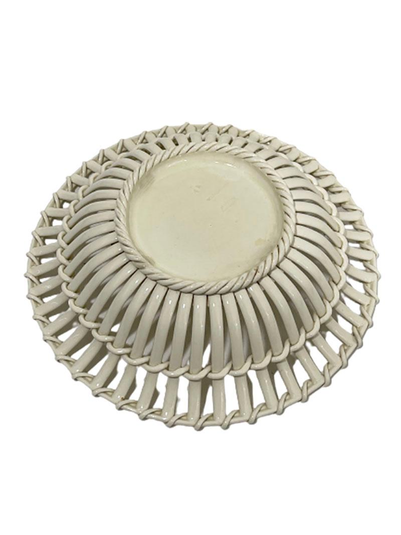 20th Century Wedgwood Creamware Open Weave Basket with Plate, 1924-1930