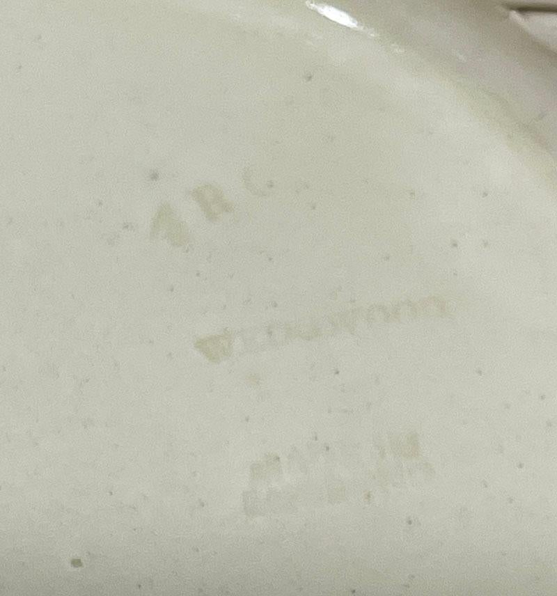 Wedgwood Creamware Open Weave Basket with Plate, 1924-1930 1
