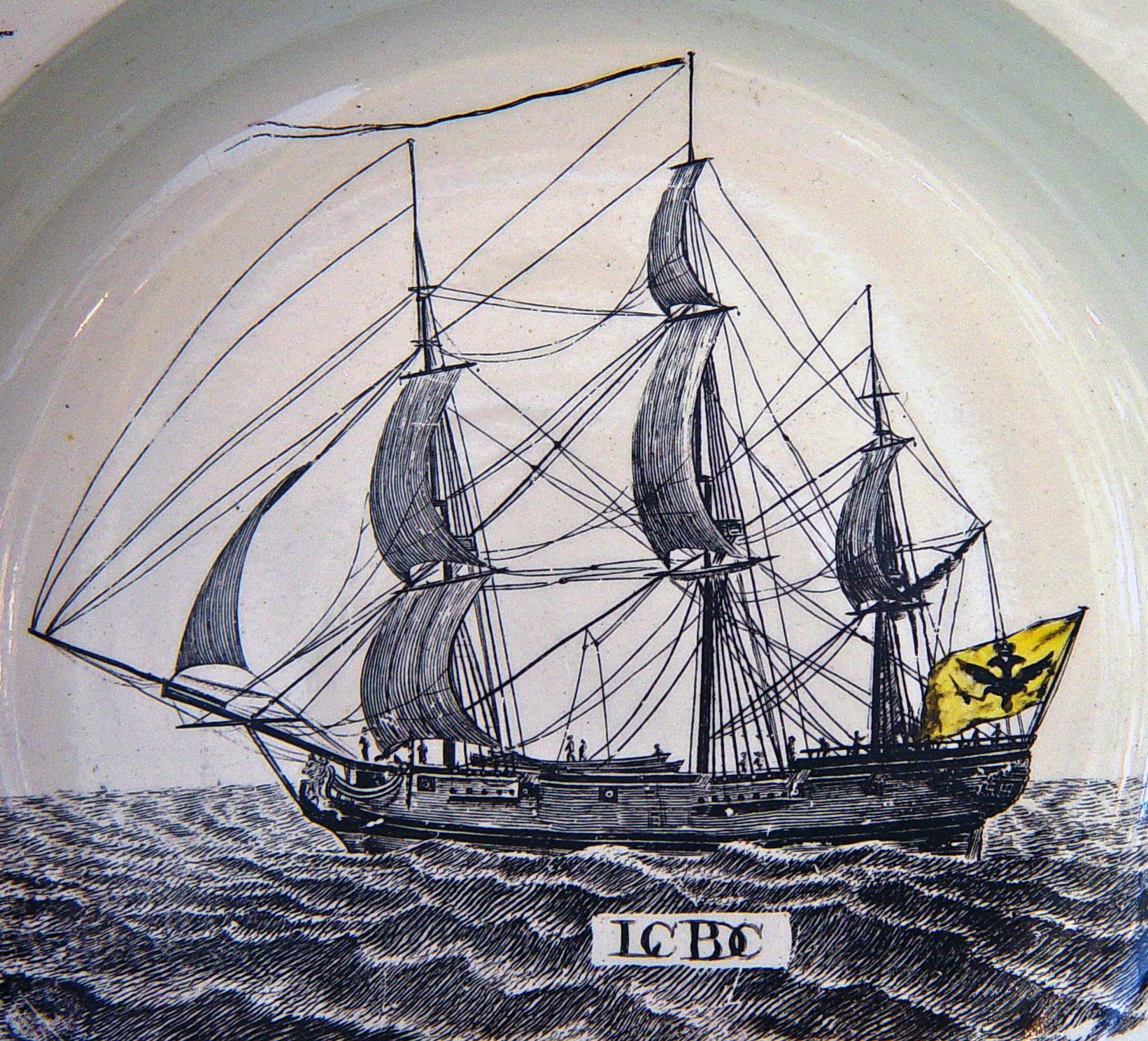 Anglais Assiette à soupe Wedgwood en faïence avec décoration de bateau allemande. en vente