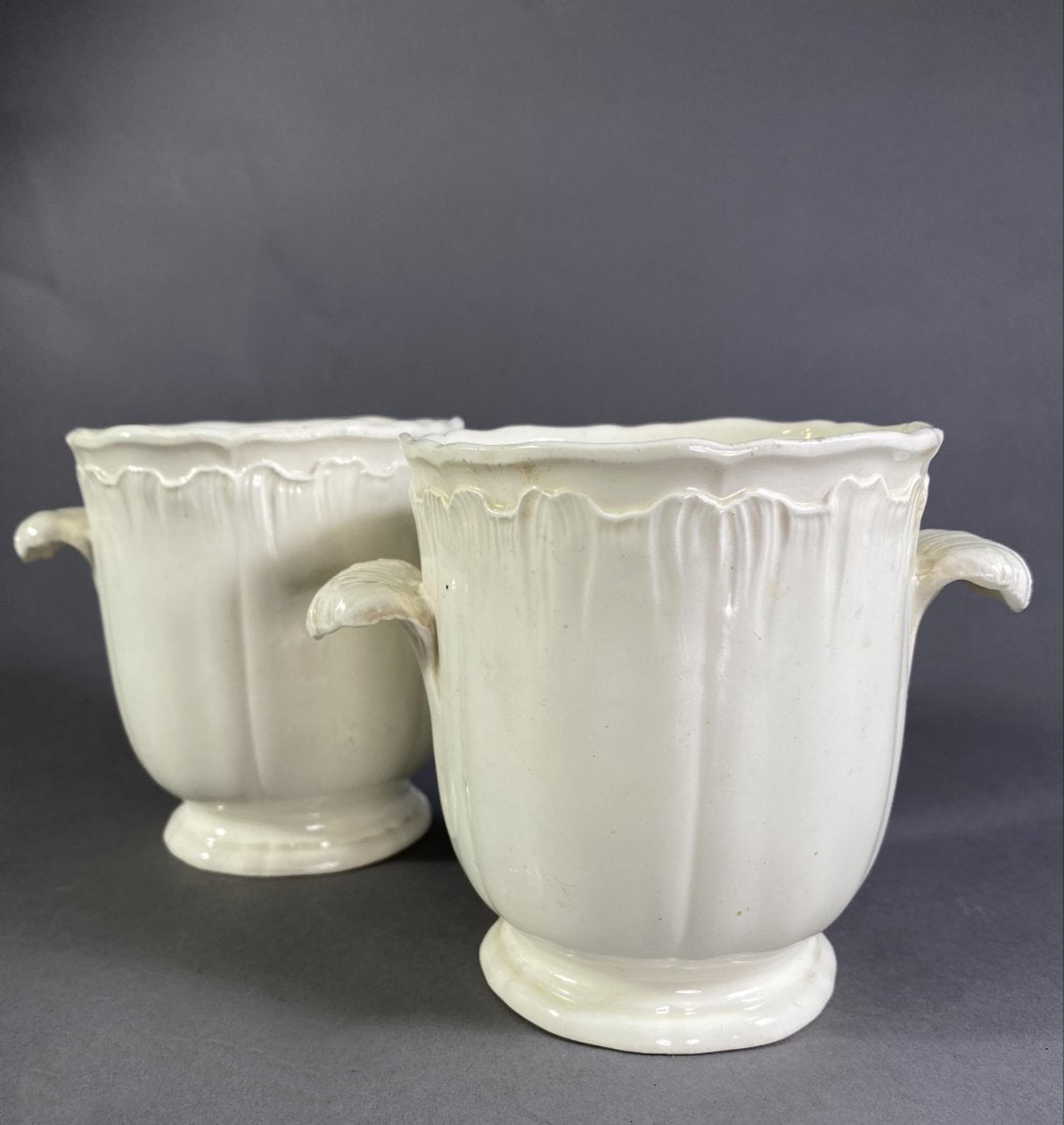Rare Wedgwood Creamware Wine Glass Rinsers, Late 18th Century In Good Condition For Sale In Downingtown, PA