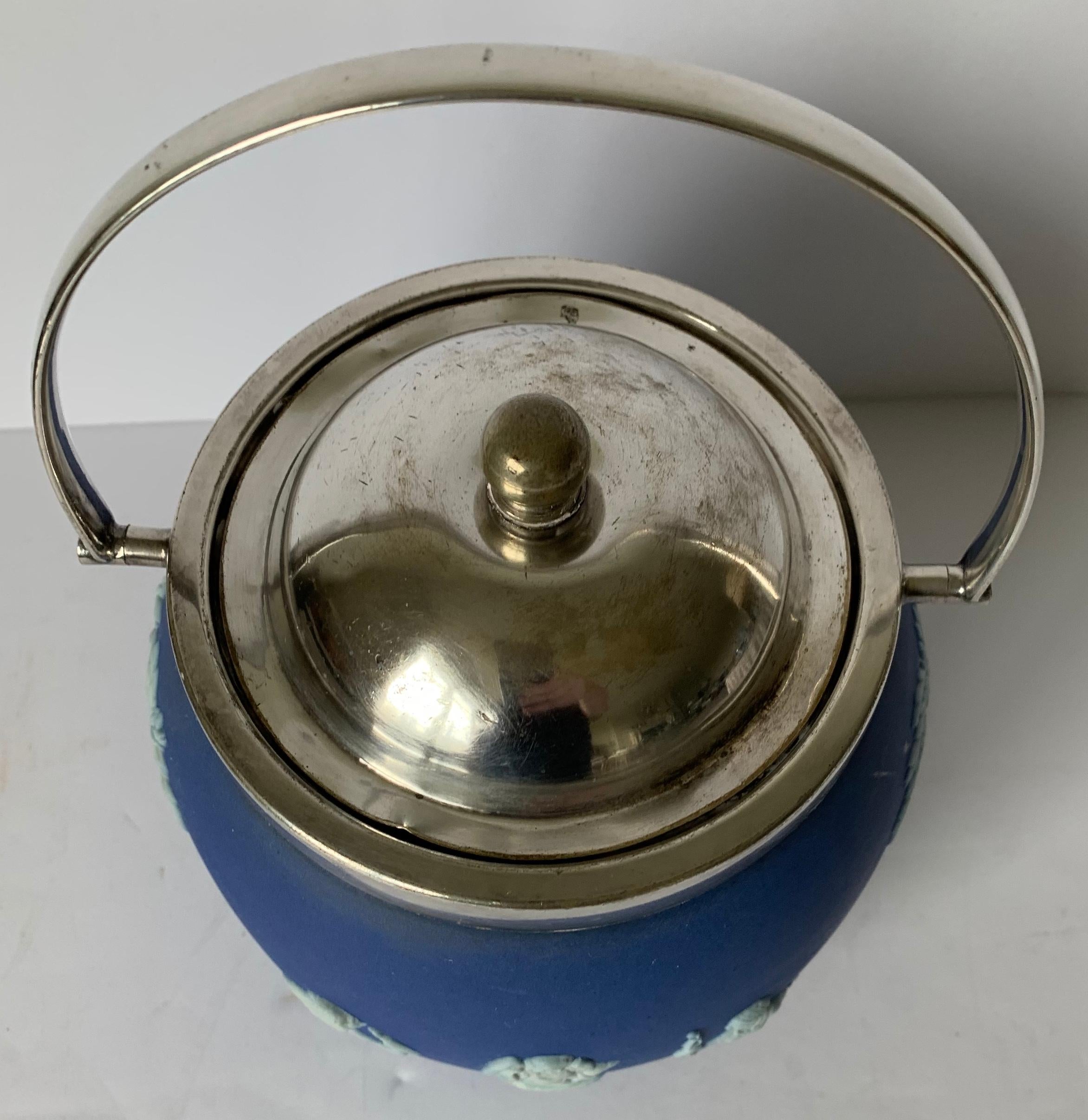 wedgwood jasperware biscuit barrel