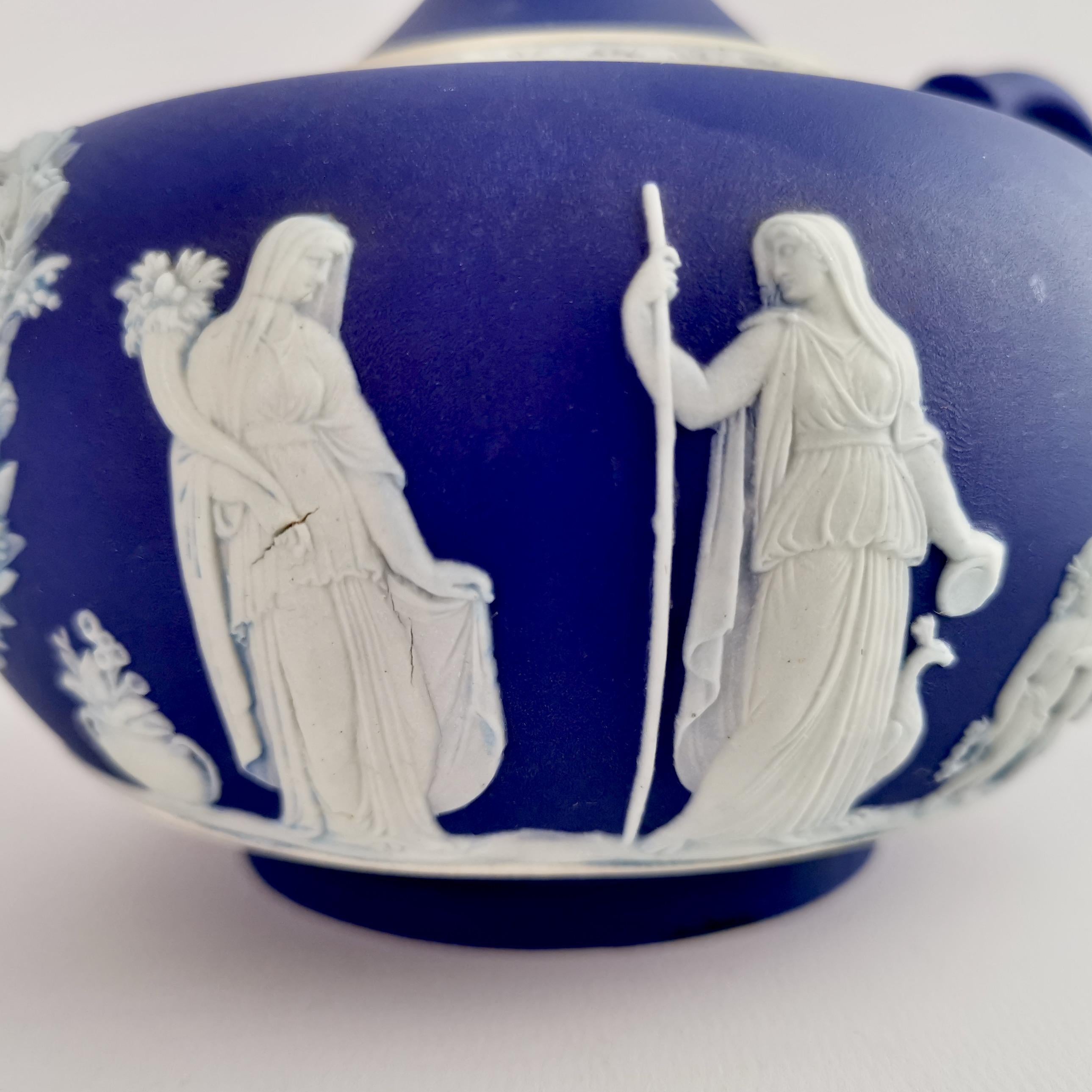 English Wedgwood Dark Blue Neoclassical Jasperware Porcelain Teapot, 1 Pint, 1921