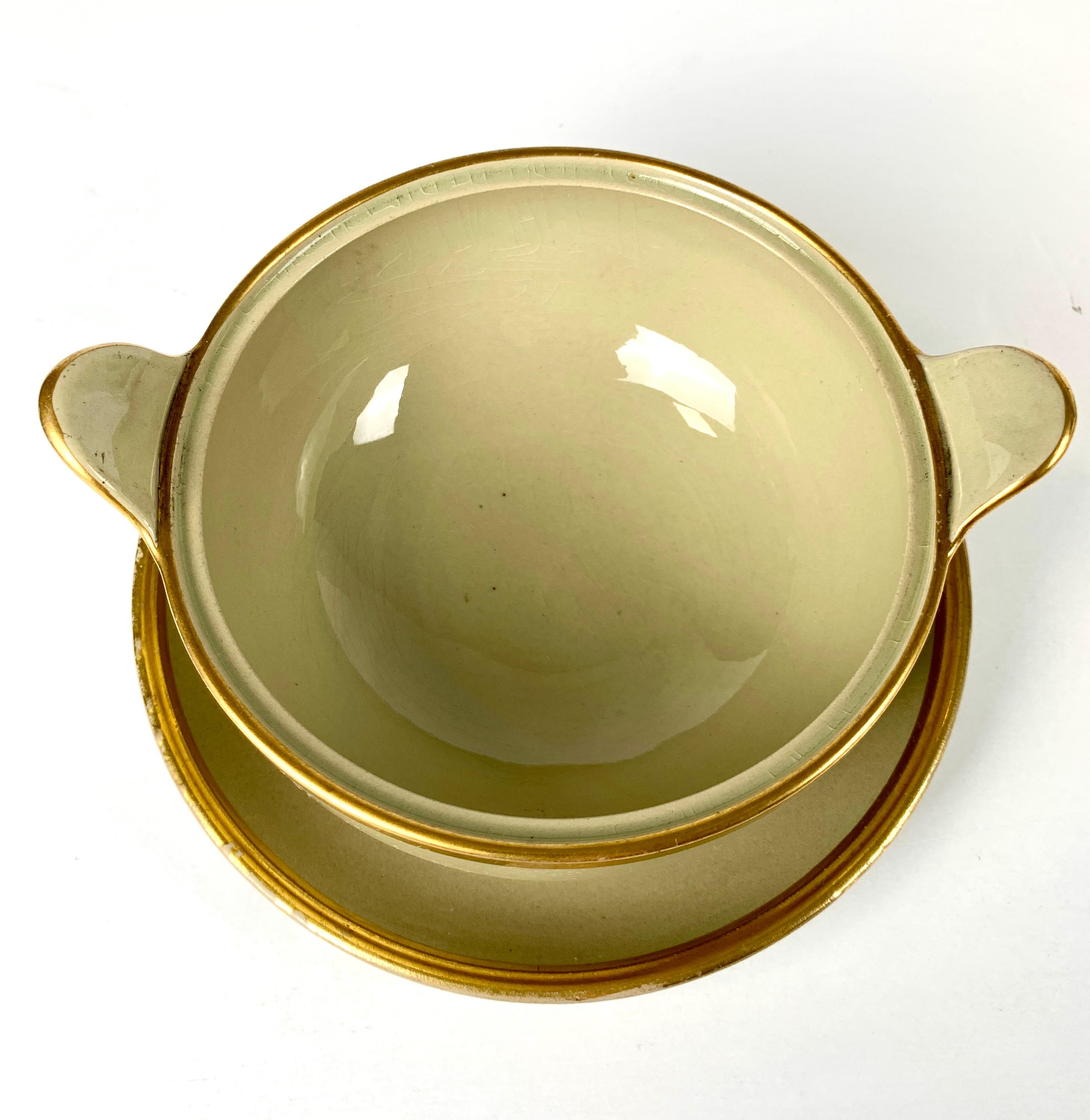 Regency Wedgwood Drabware Sugar Bowl and Stand England, circa 1825 For Sale