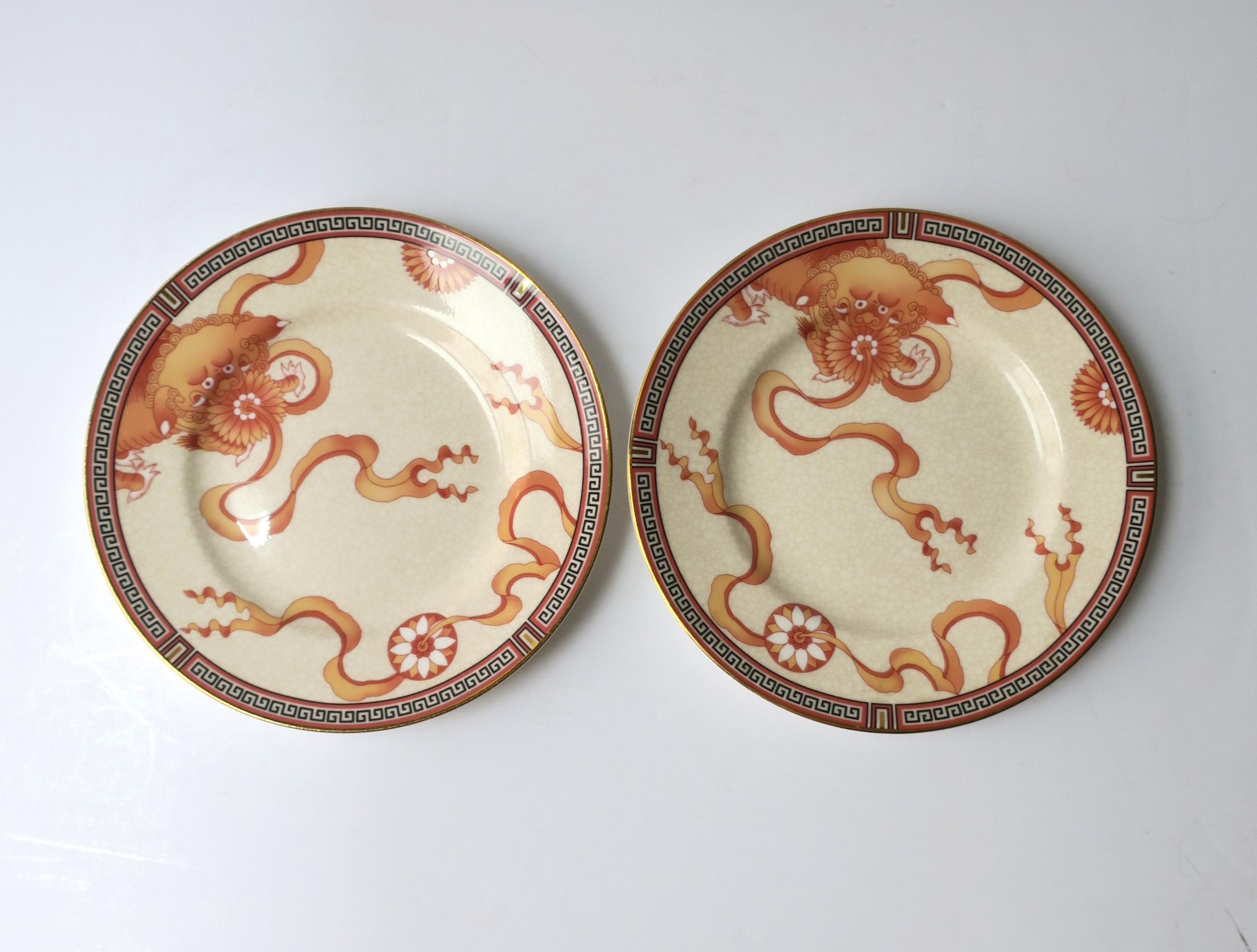 Wedgwood Dynasty Porcelain Plates, Set of 2 In Good Condition For Sale In New York, NY