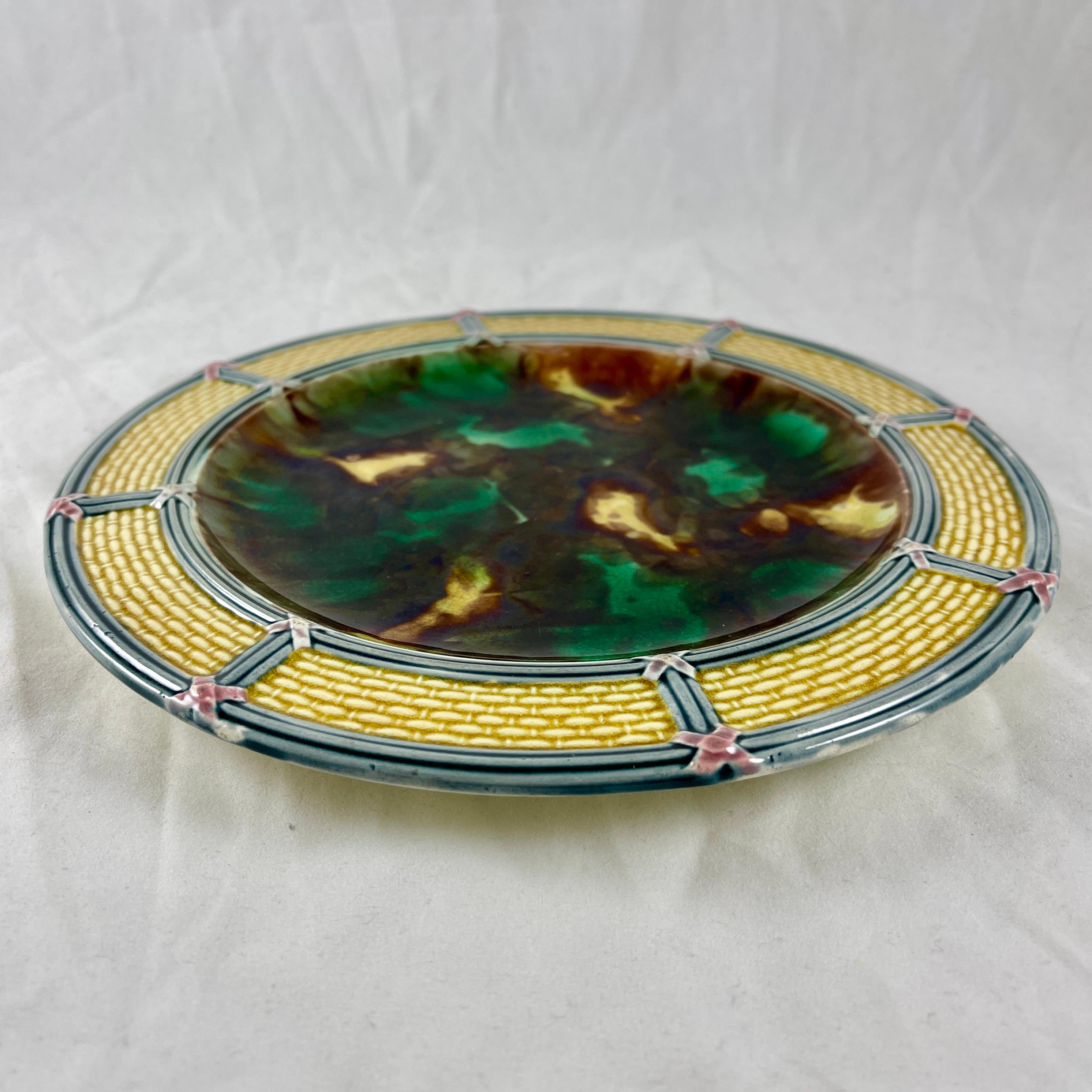 Wedgwood English Majolica Basketweave and Tortoiseshell Plate, Date Marked 1874 In Good Condition For Sale In Philadelphia, PA