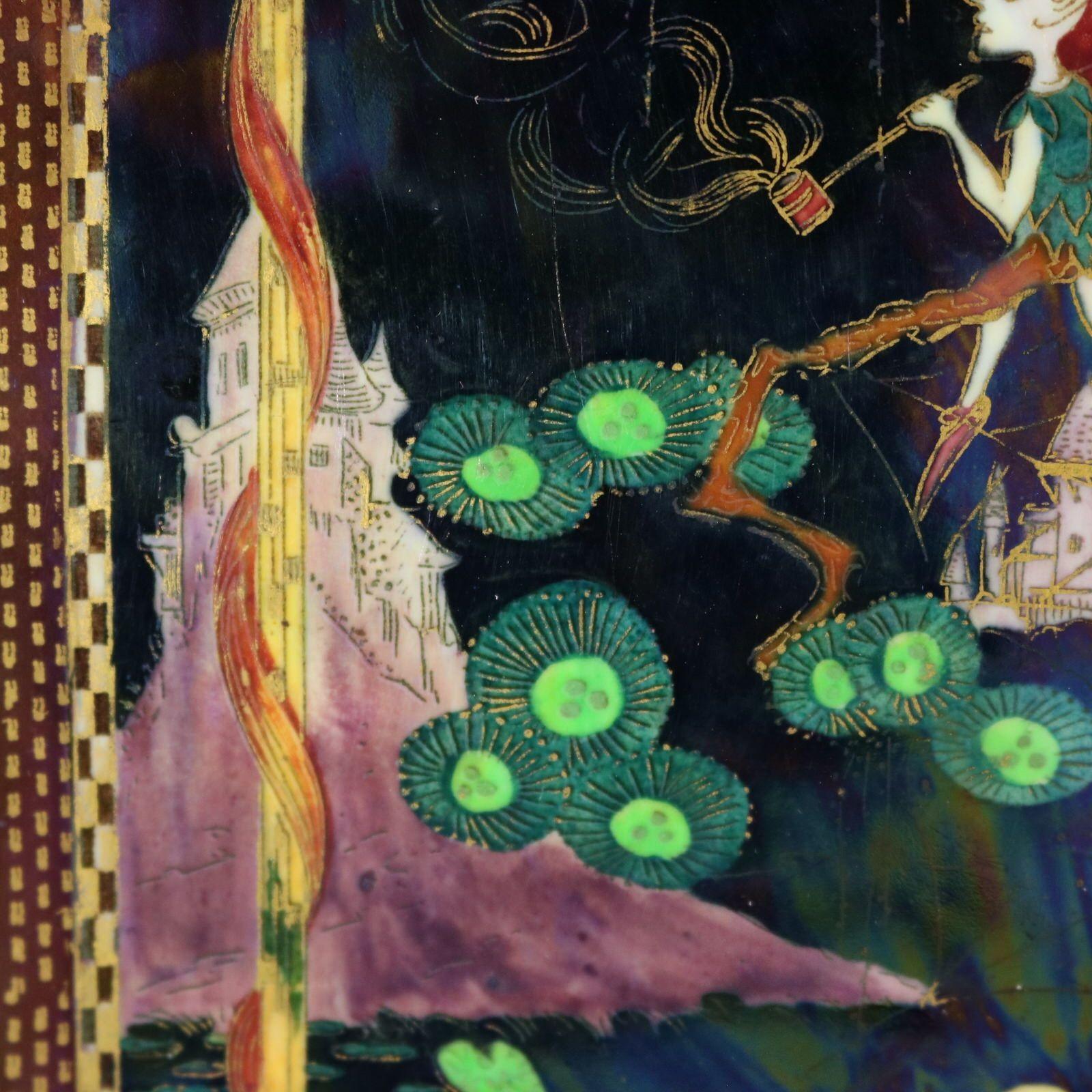 Fairyland Lustre „Elfen in einem Kiefernbaum“ Plakette von Wedgwood (Keramik) im Angebot