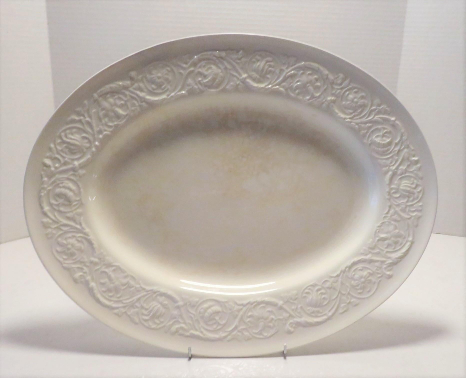 Service de table Wedgwood en porcelaine fine à motif Patrician, Angleterre, 165 pièces en vente 6