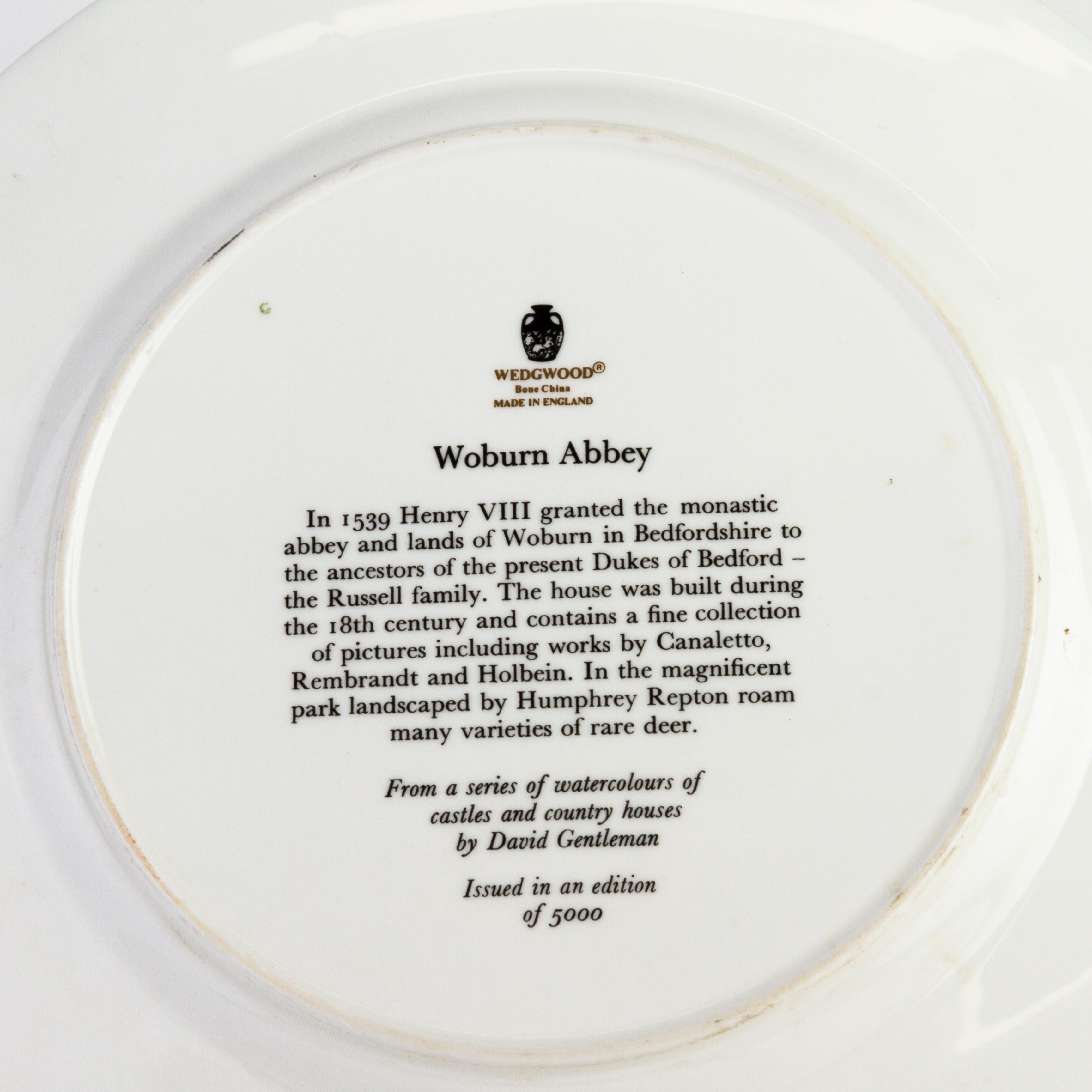 Wedgwood Fine English Porcelain Plate Depicting Woburn Abbey For Sale 2