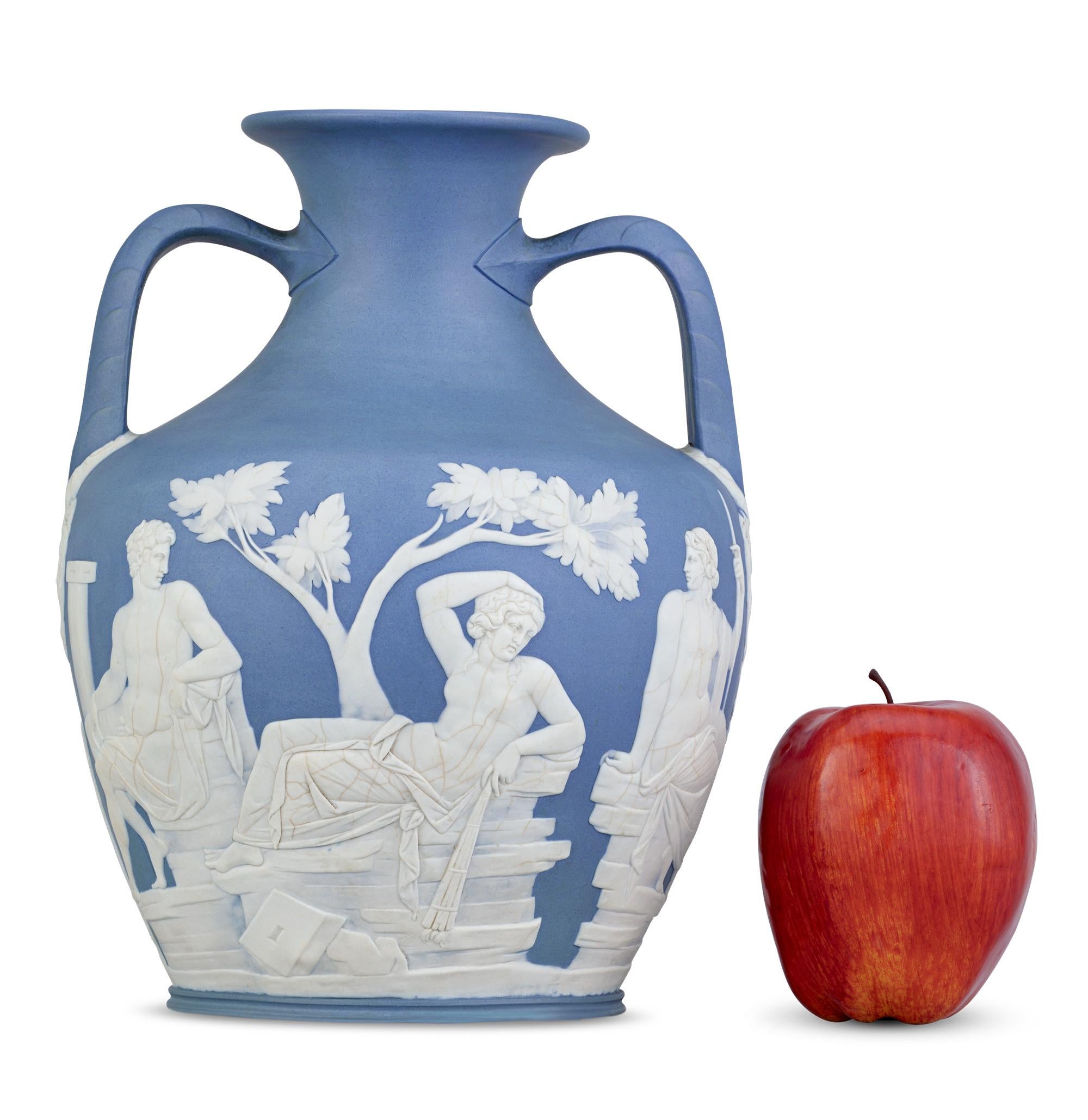 Wedgwood First Edition Portland Vase For Sale 2