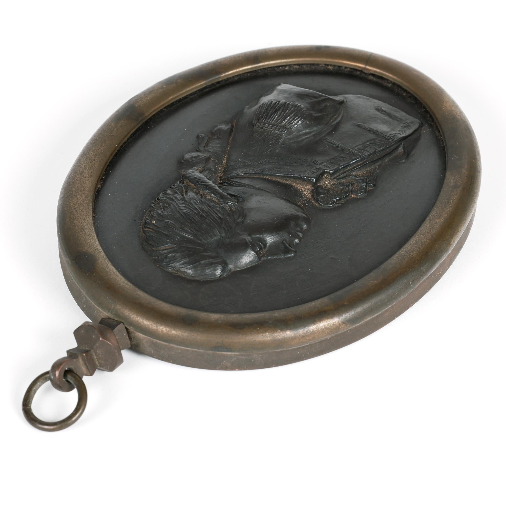 Wedgwood con cornice Principe di Galles e ritratto in basalto nero in vendita 7