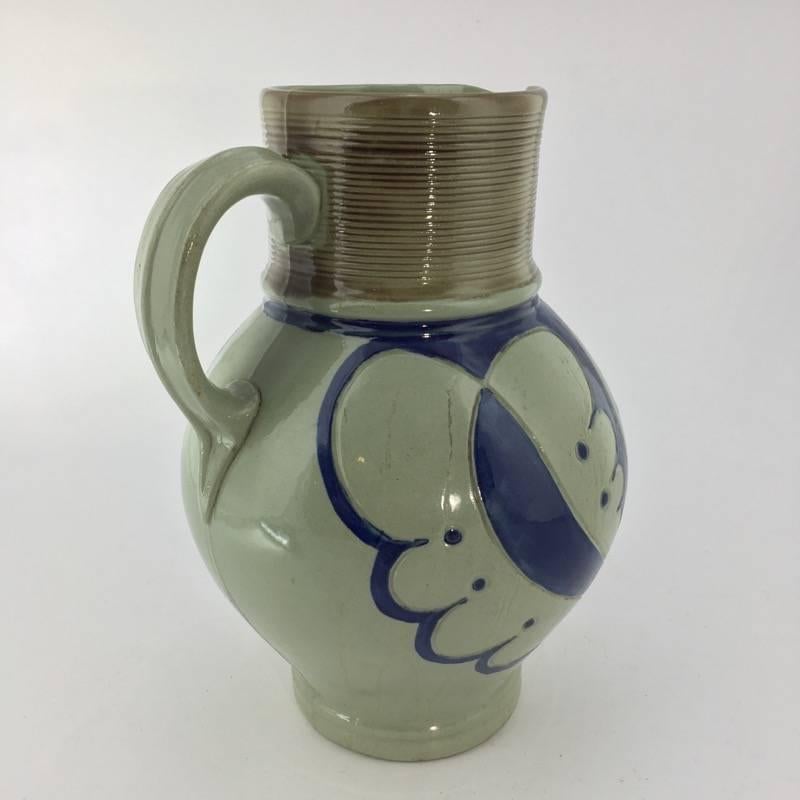 Wedgwood ‘German’ Jug, 19th Century In Excellent Condition For Sale In Geelong, Victoria