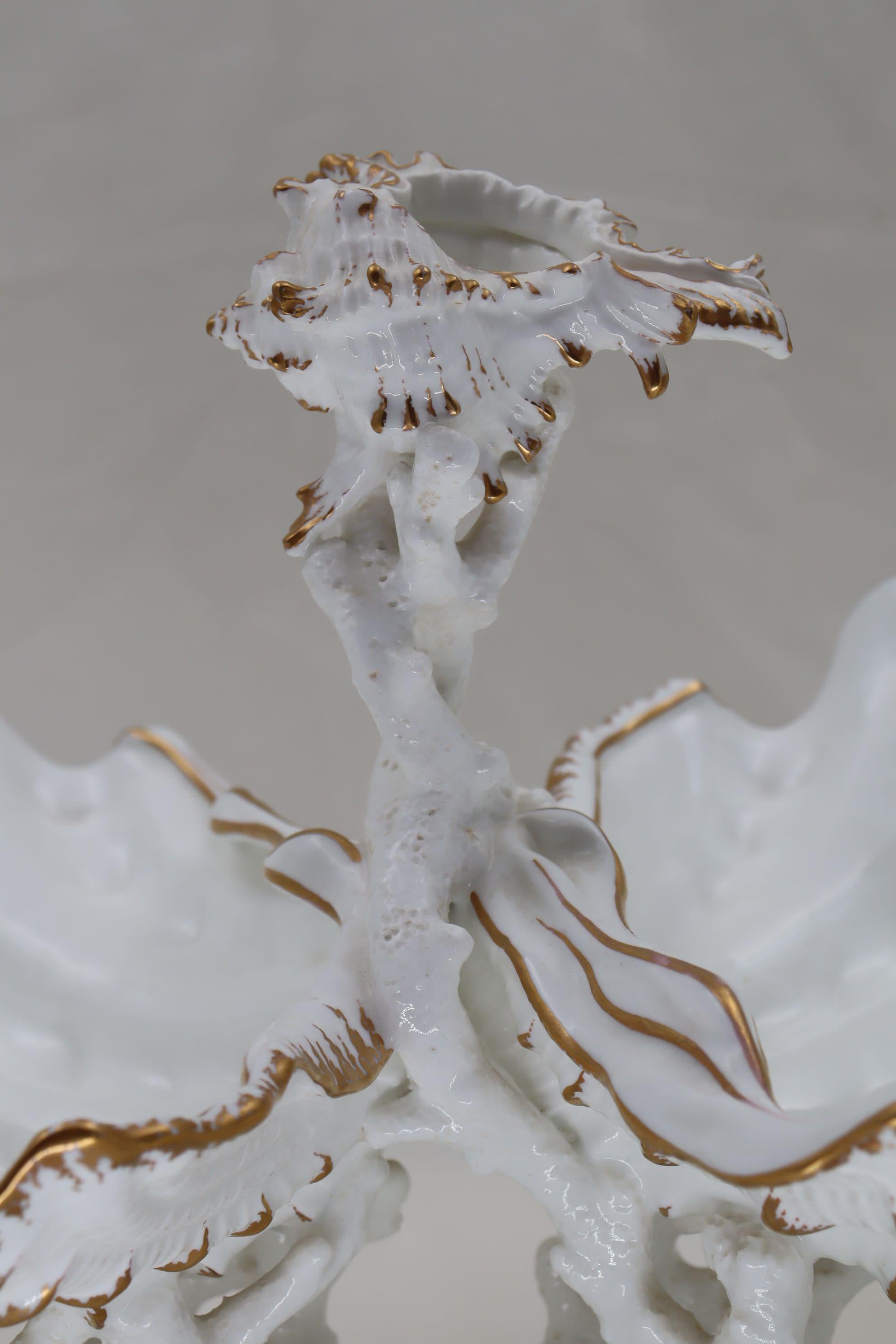 Porcelain Wedgwood Gilt Bone China Clam Shell Centrepiece For Sale