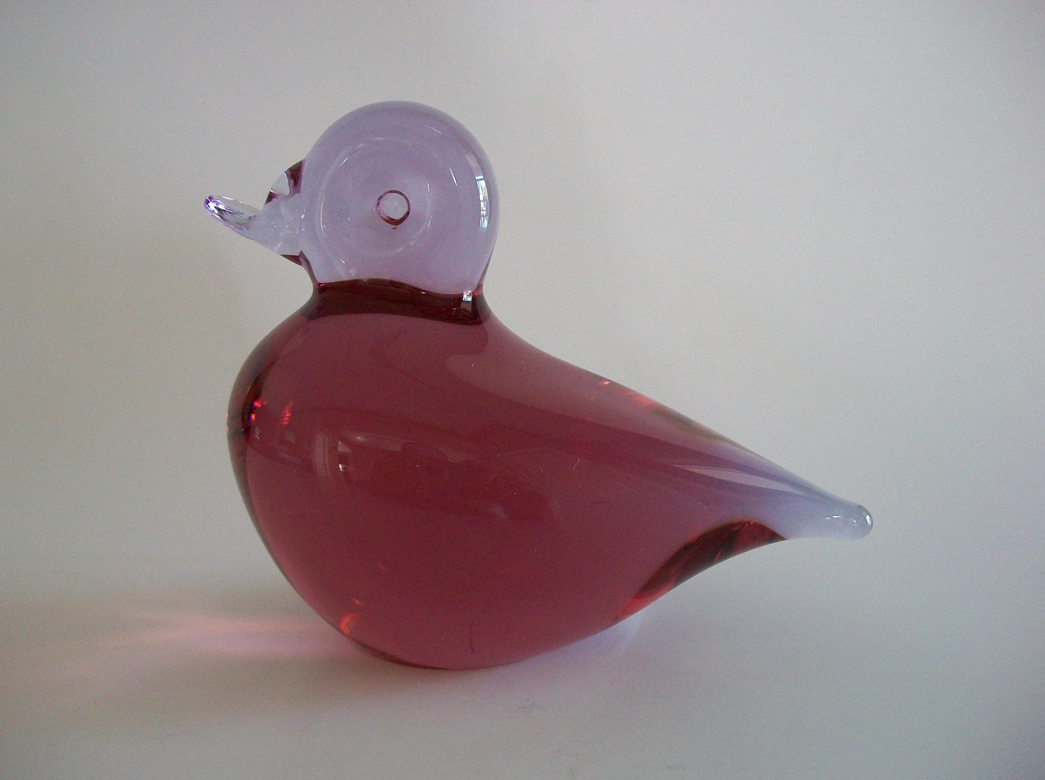 English WEDGWOOD GLASS - Pink & Lavender Glass Duck Paperweight - U.K. - Circa 1970's For Sale