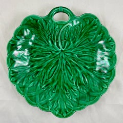 Wedgwood Green Glazed Majolica Handled Leaf and Basket Shallow Bowl Server, 1869