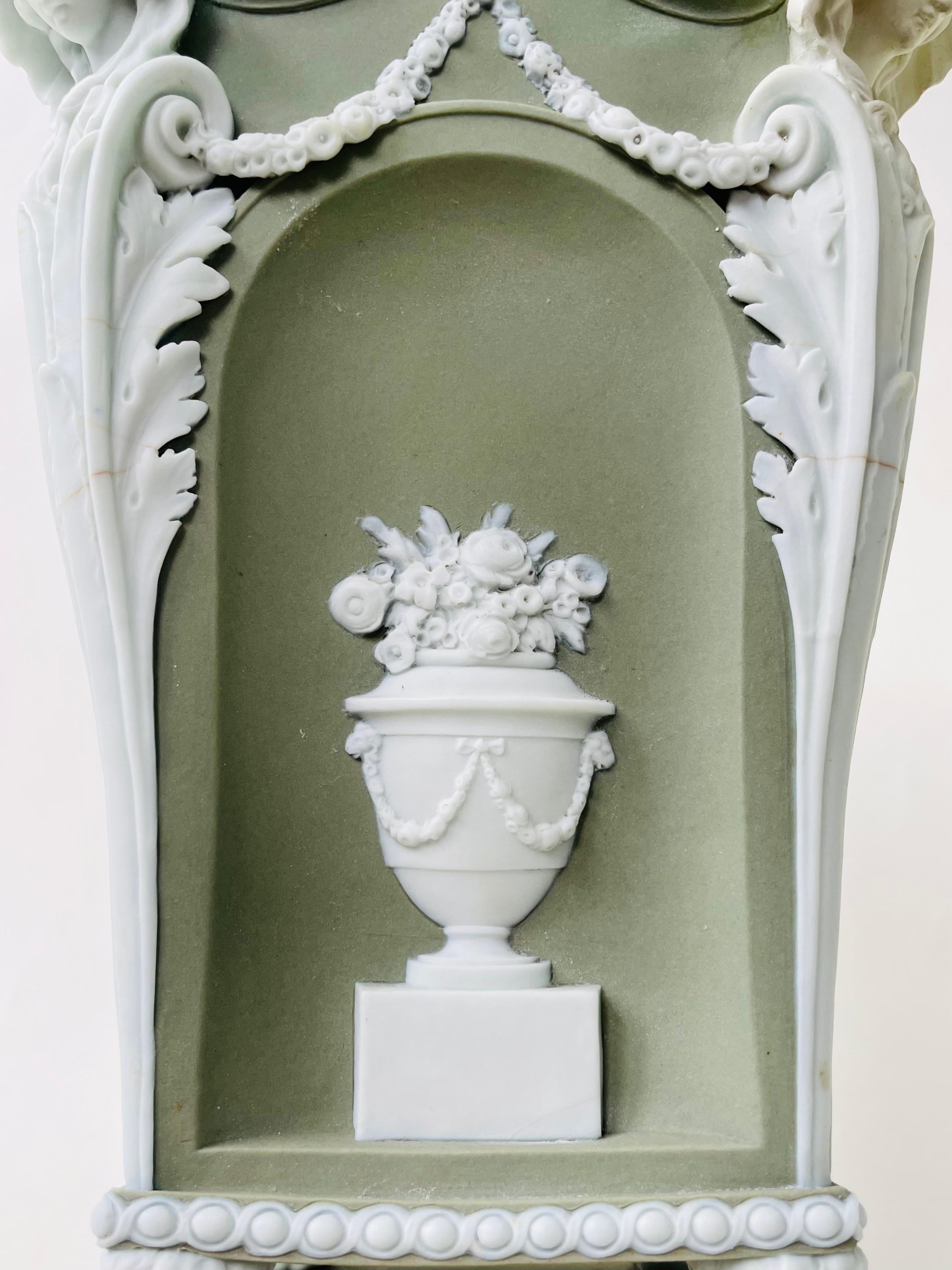 18th Century Wedgwood Solid Green Jasper Stoneware Caryatid Bough Pot In Good Condition For Sale In Asheville, NC