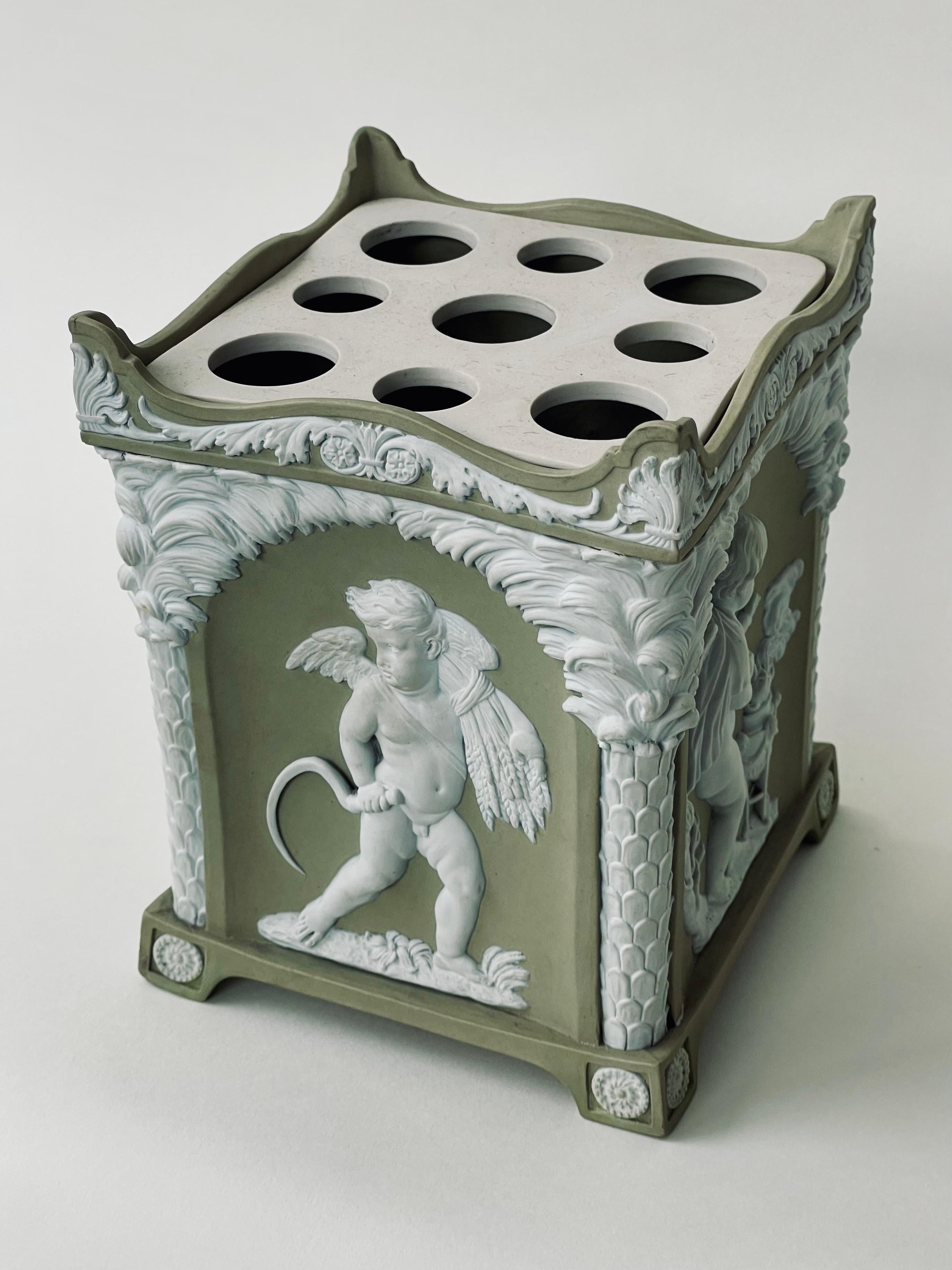 18th Century Wedgwood Solid Green Jasper Stoneware Bough Pot, Cupid as Seasons For Sale 5