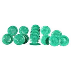 Wedgwood Green Majolica Earthenware Sunflower Plates Set (15)