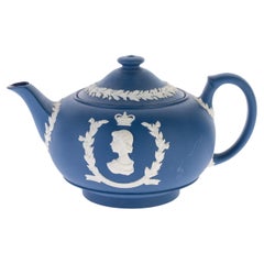 Wedgwood Jasper Queen Elizabeth II 1953 Coronation Lidded Cameo Teapot