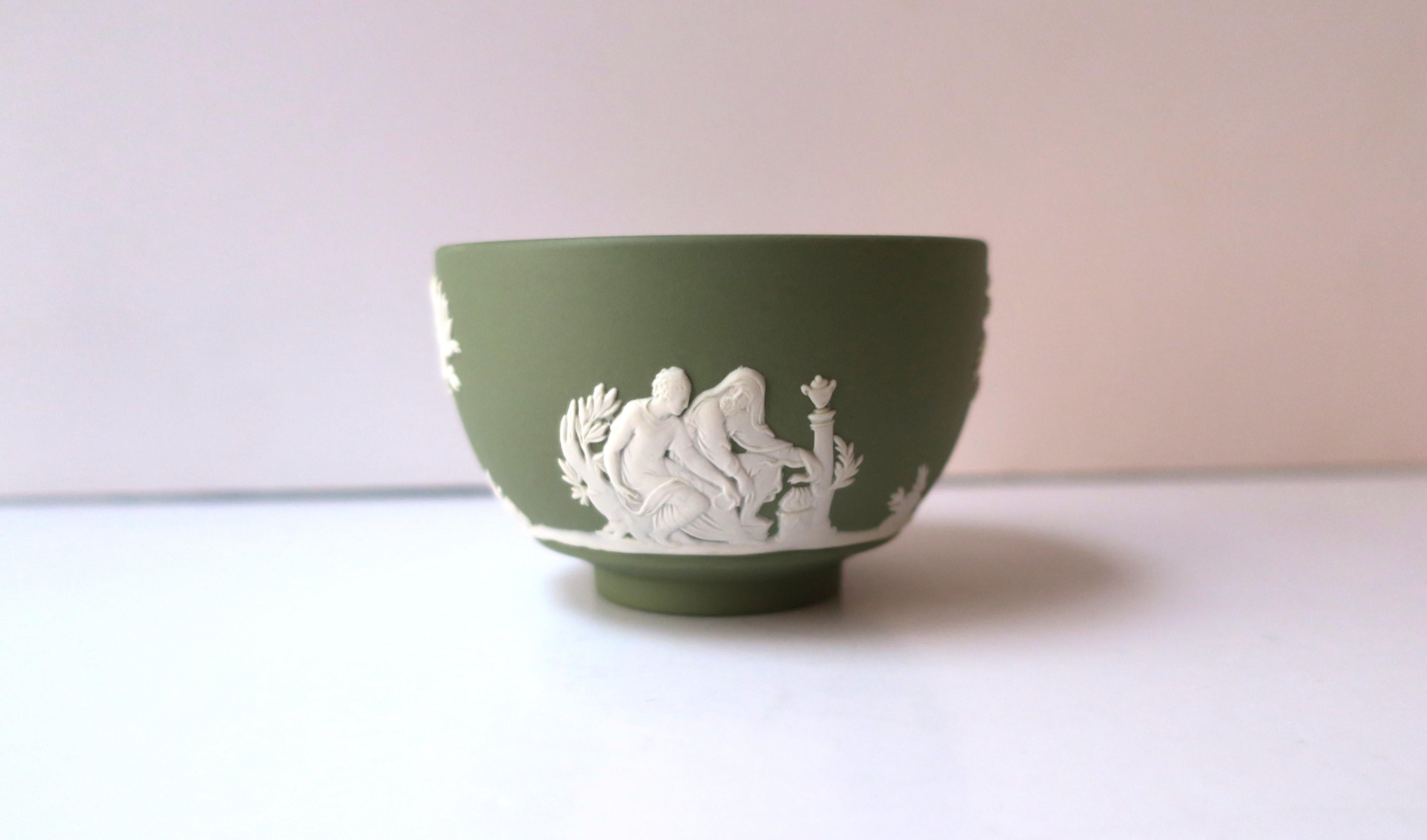 Stoneware Wedgwood Jasperware Bowl Sage Green and White in the Neoclassical Style For Sale
