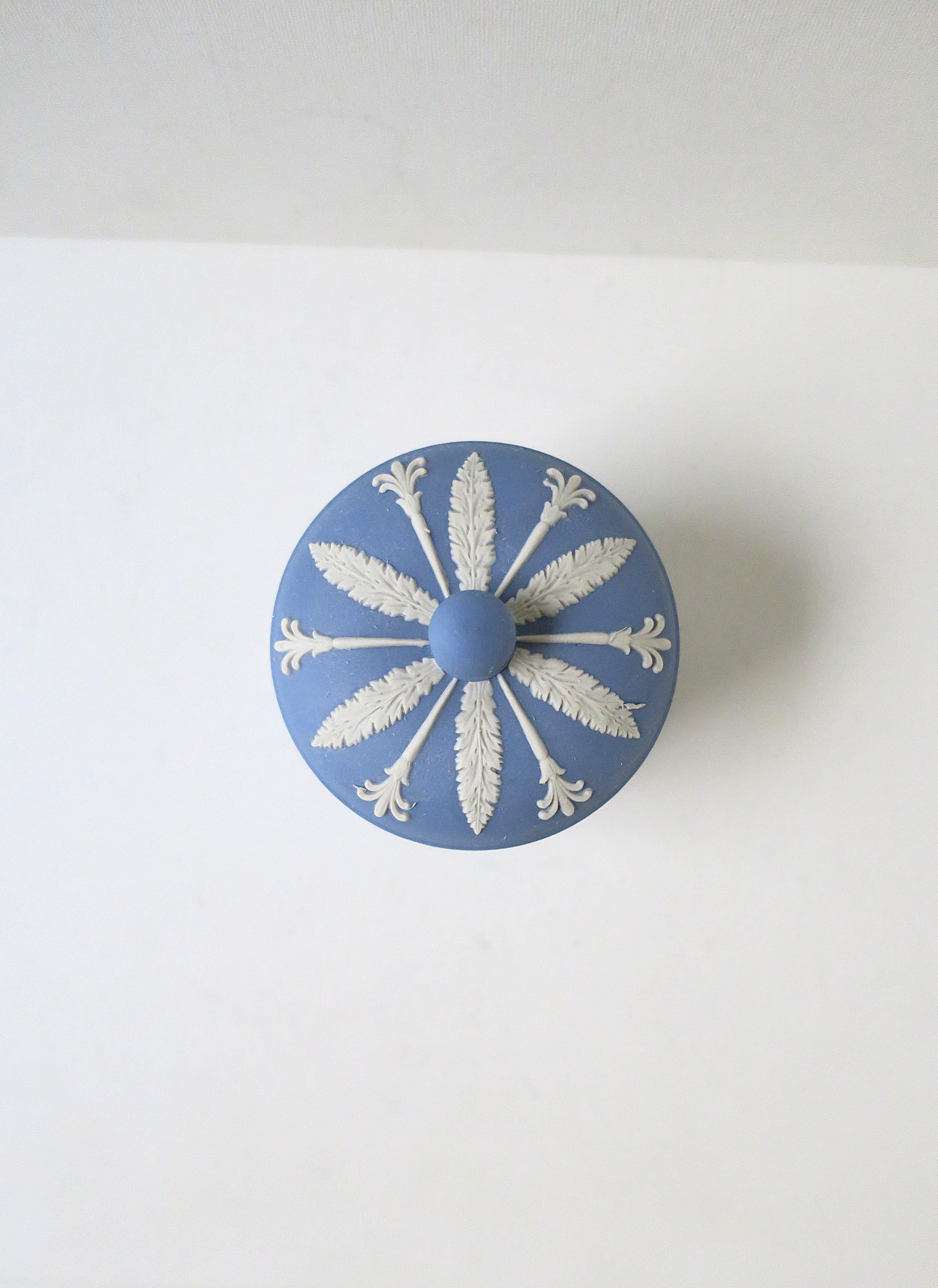 Grès porcellanato Scatola in diaspro di Wedgwood in stile neoclassico in vendita